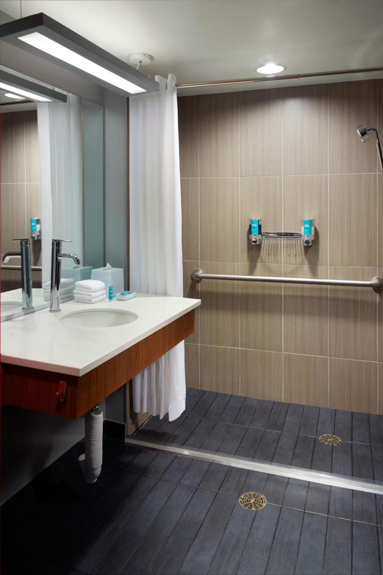 King Room with City View,1643177453:JPEG