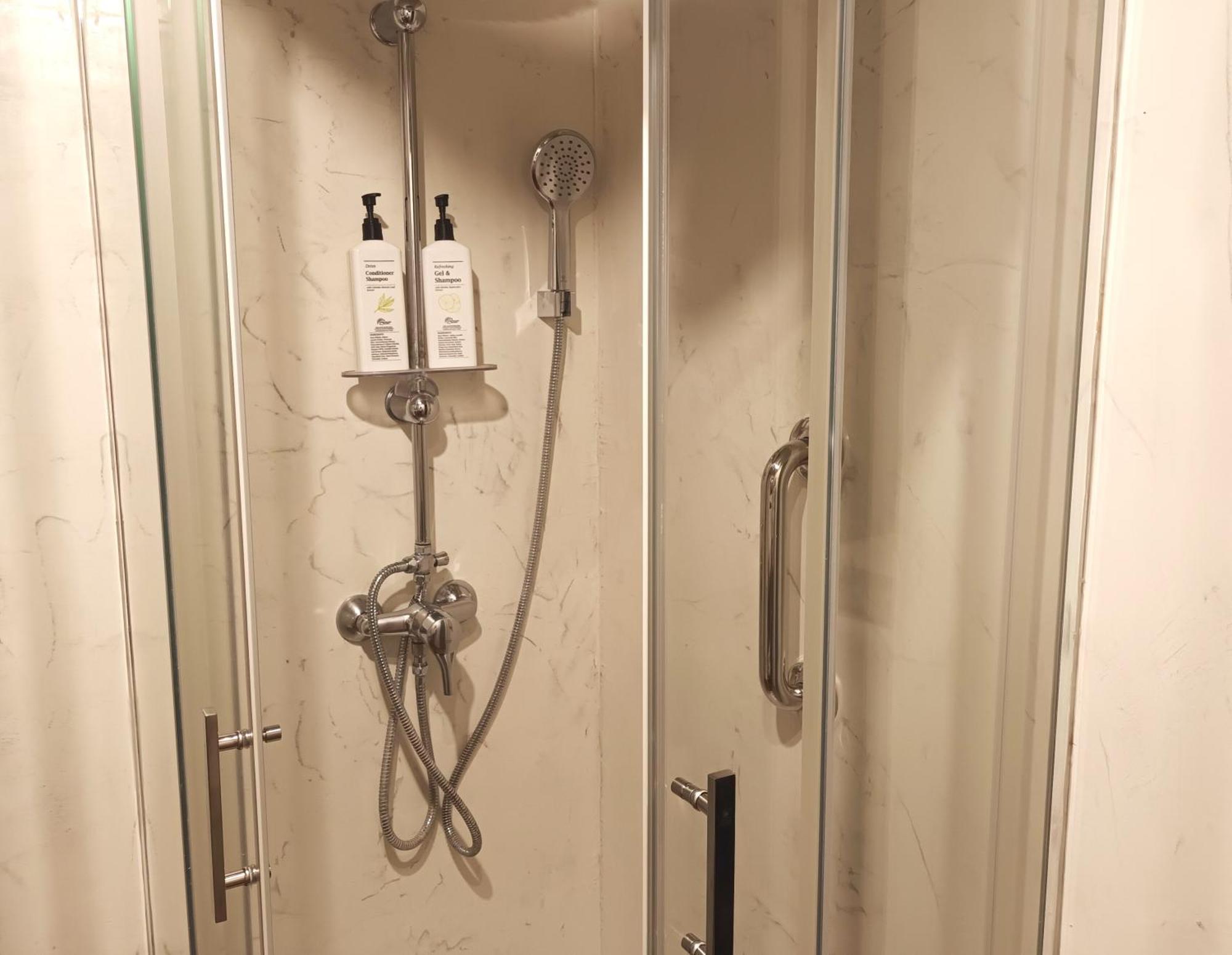 Standard Double or Twin Room,1644403735:JPEG