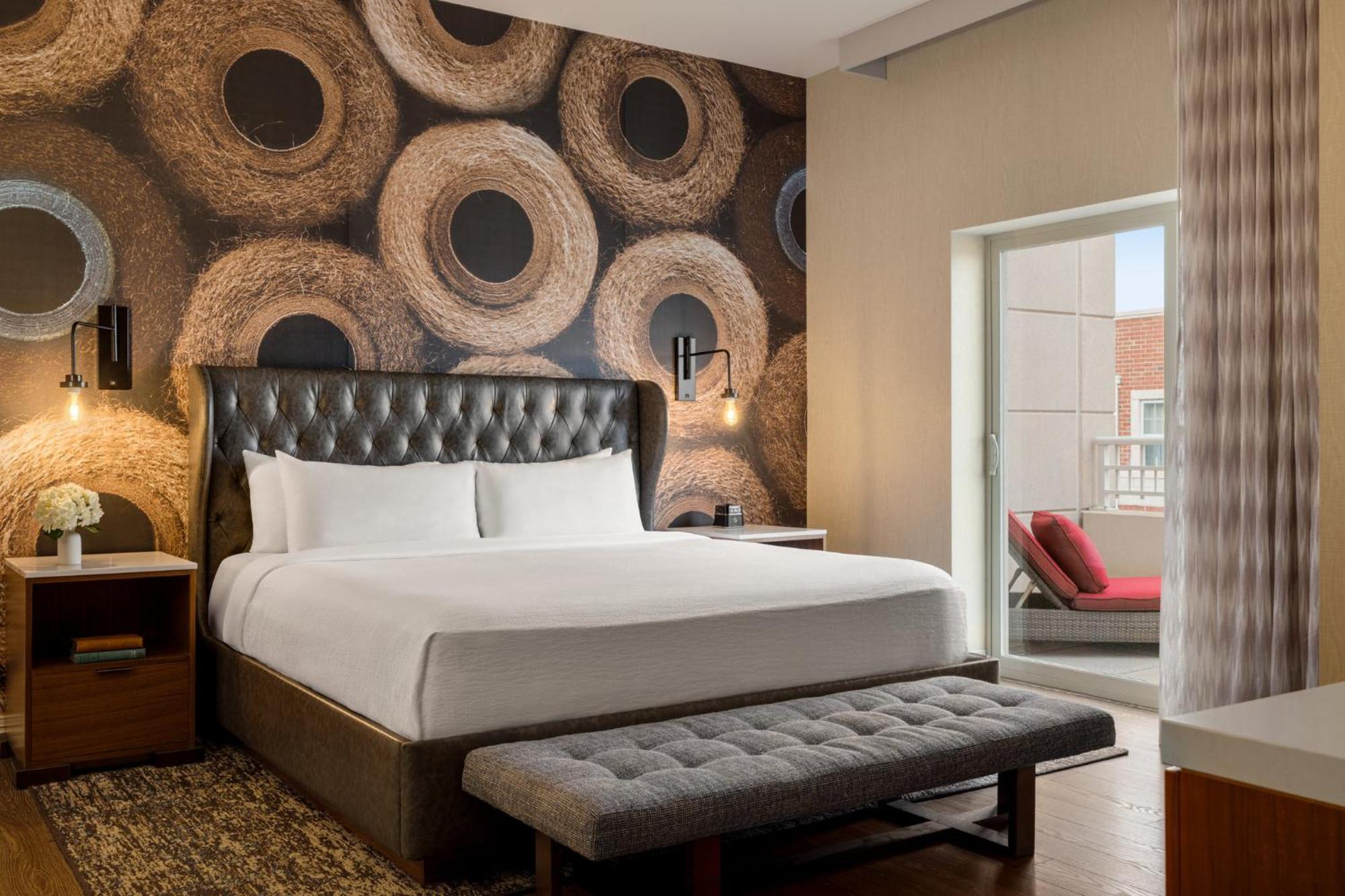 Standard King Room with Balcony,1644449882:JPEG