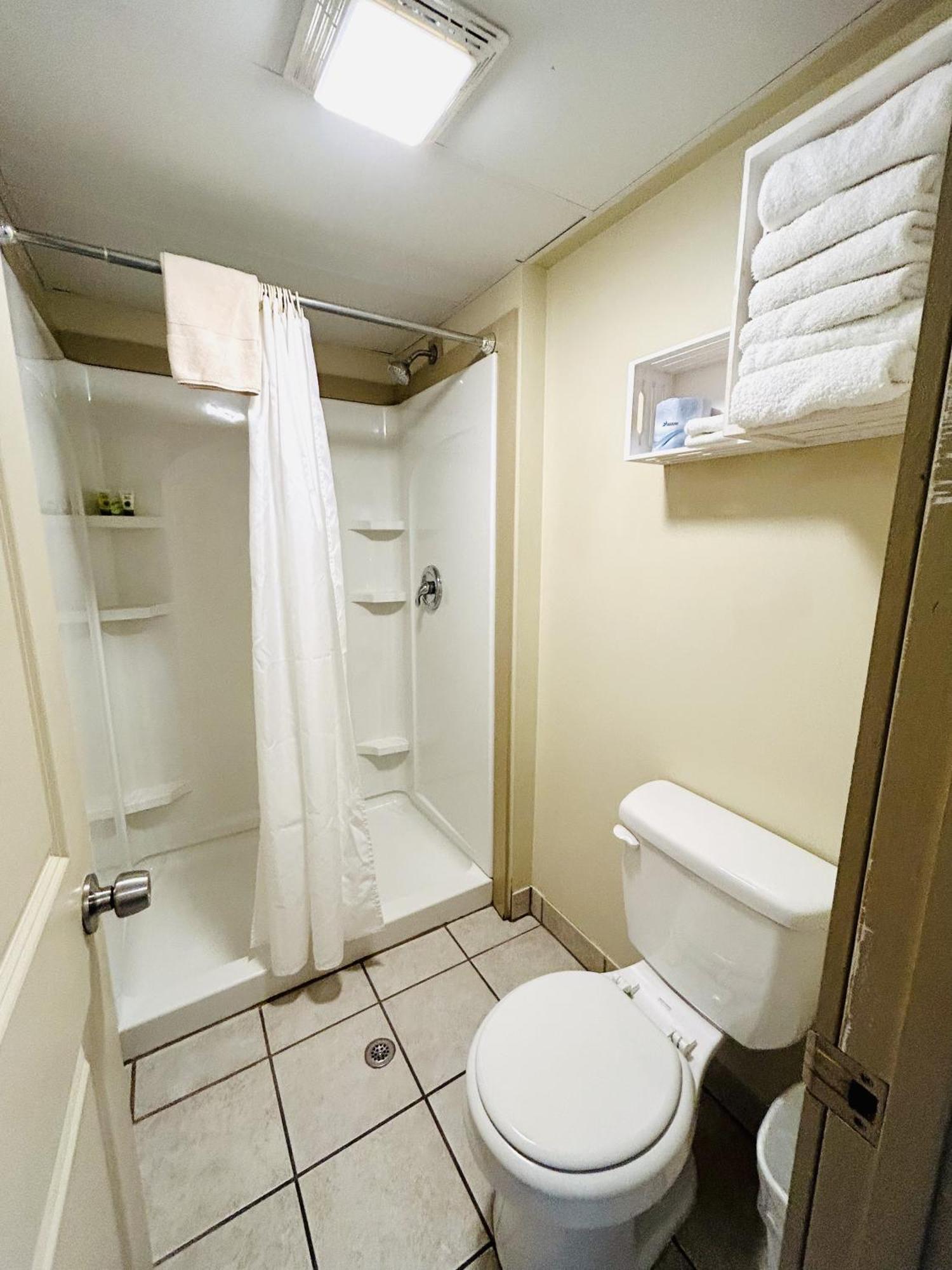 Double Room,1648934658:JPEG