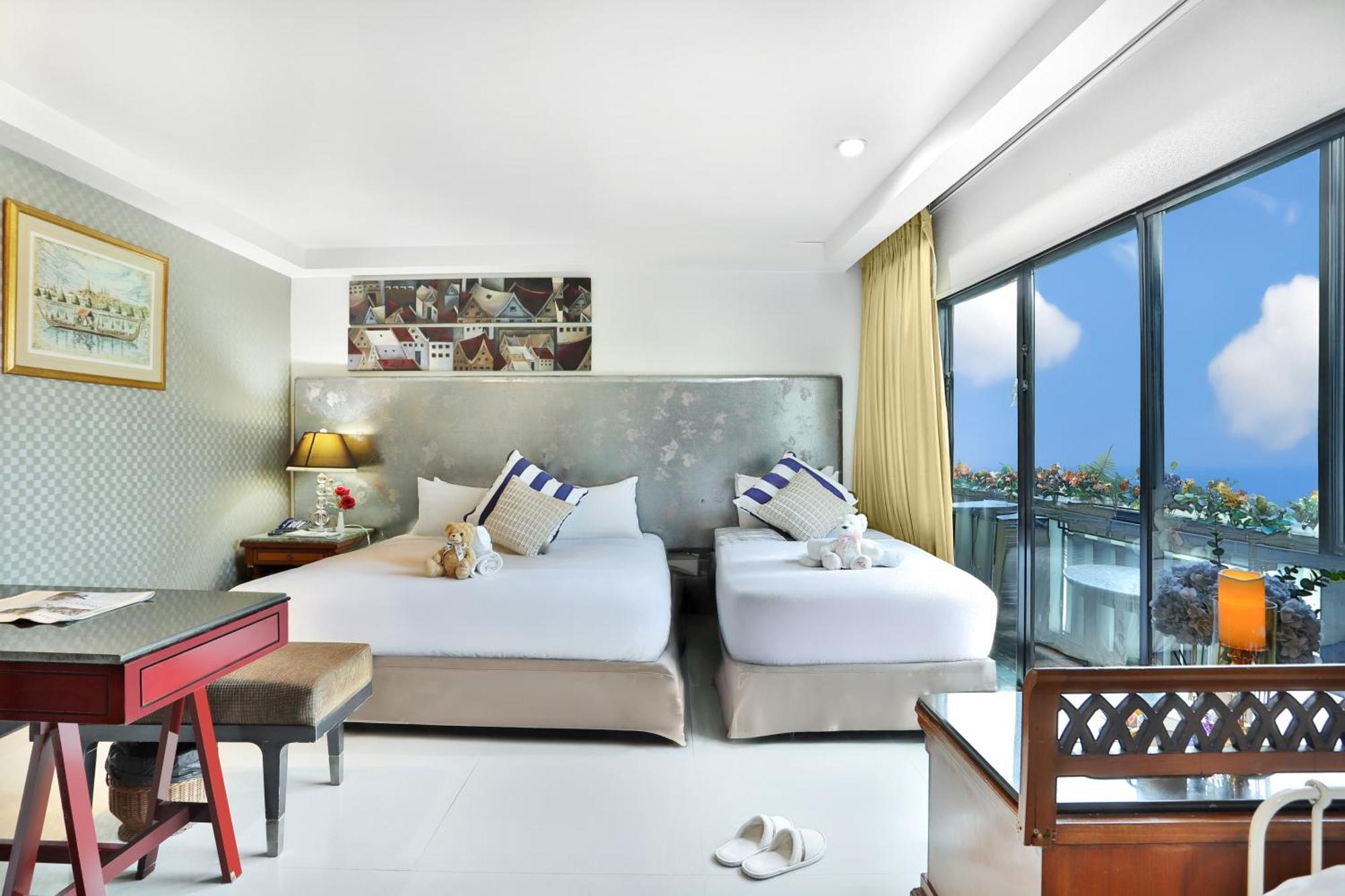 Deluxe Double or Twin Room