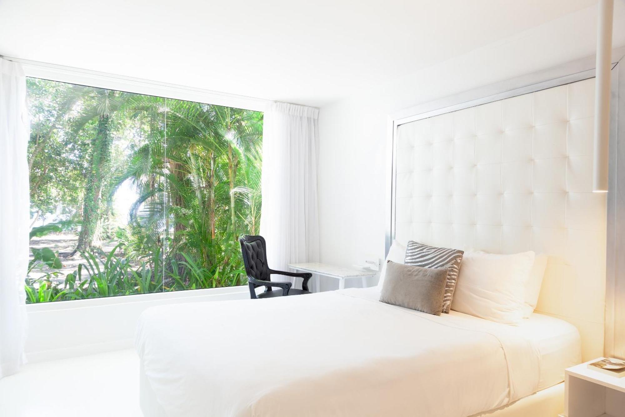 Ocean Front Suite