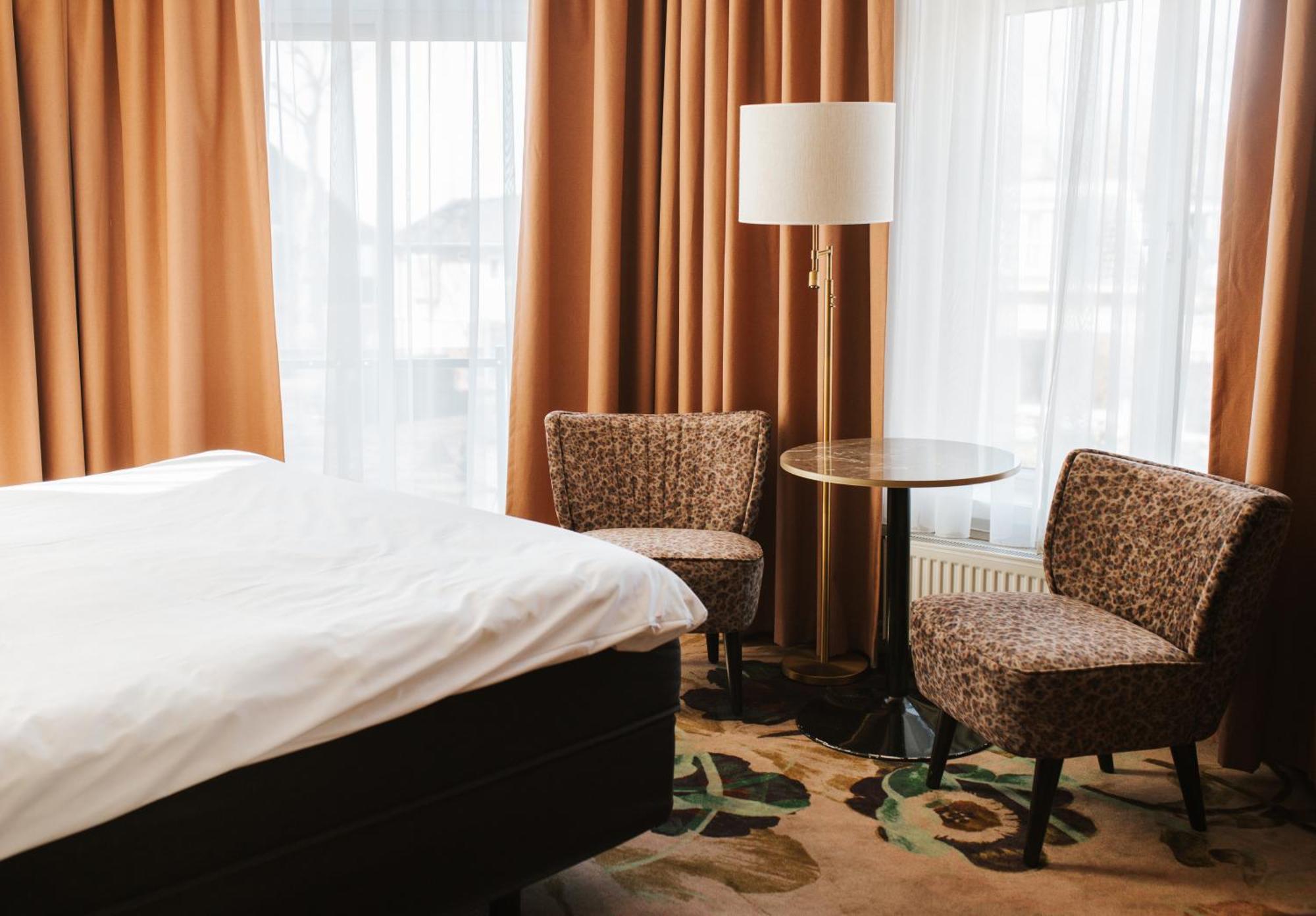 Large Double Room