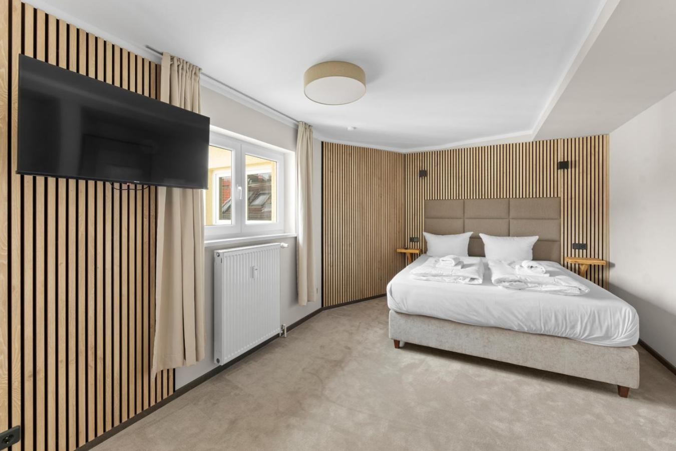 Kamer met Kingsize Bed