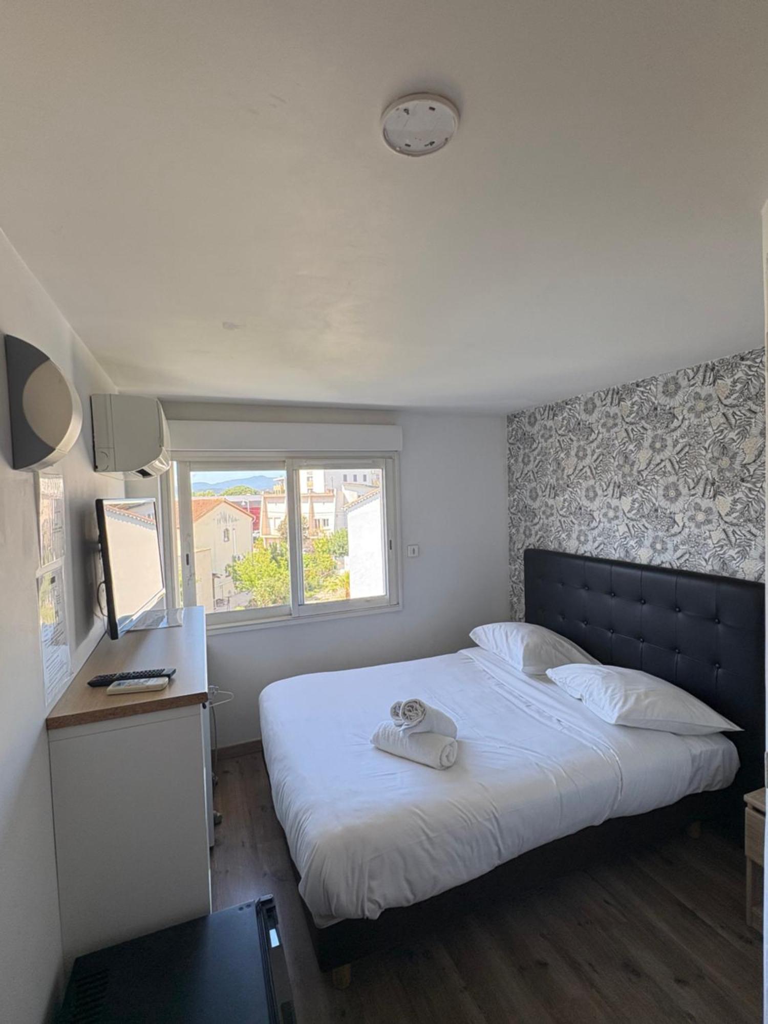 Economy Double Room 10m2