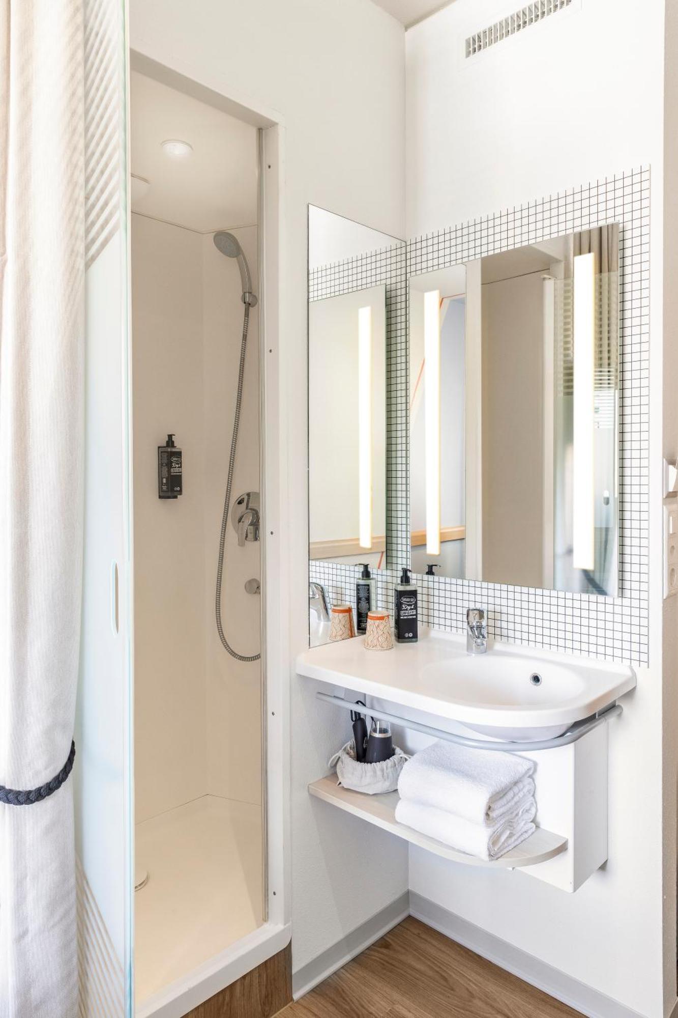 Chambre Double avec Lit Queen-Size