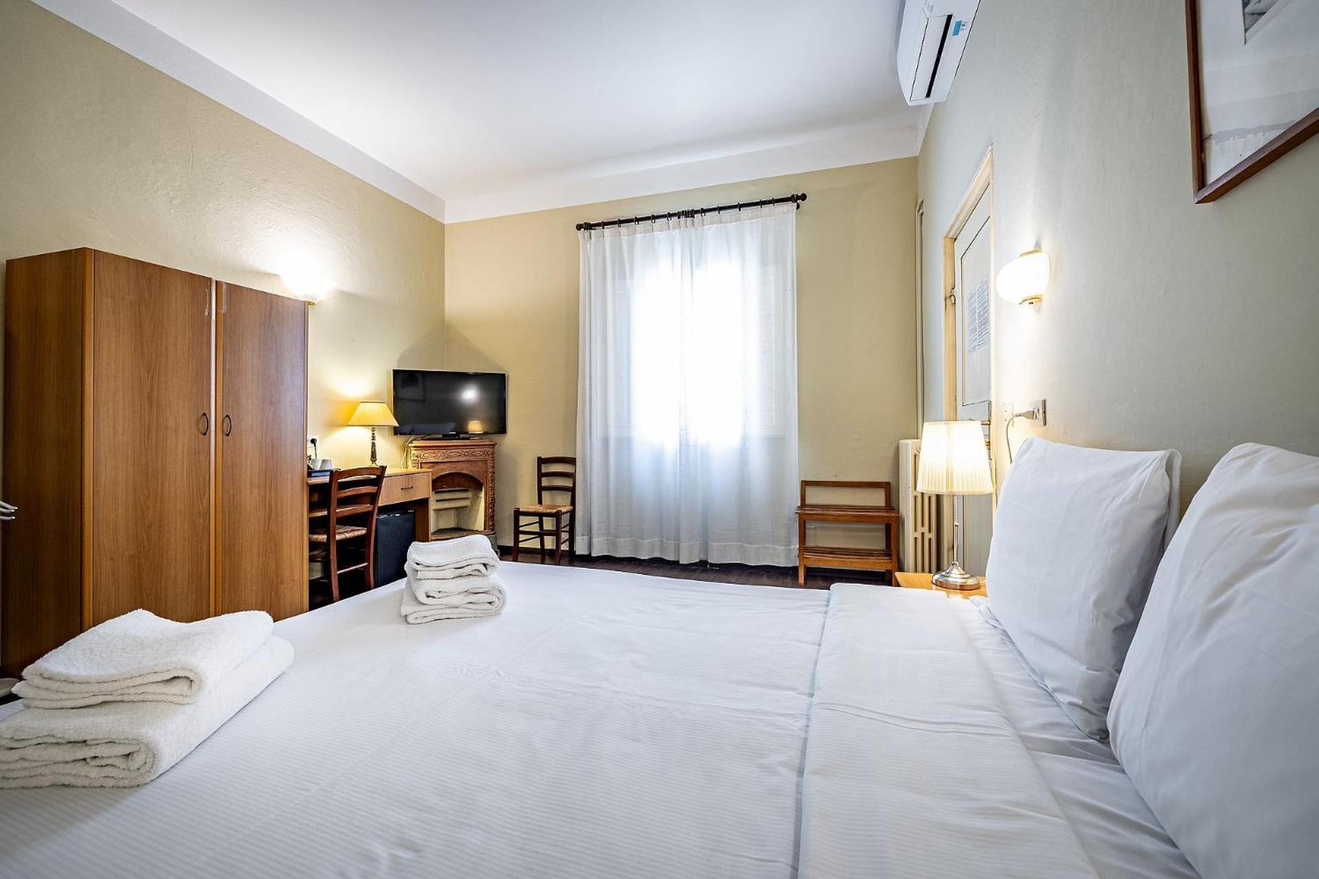 Double Room Private External Bathroom