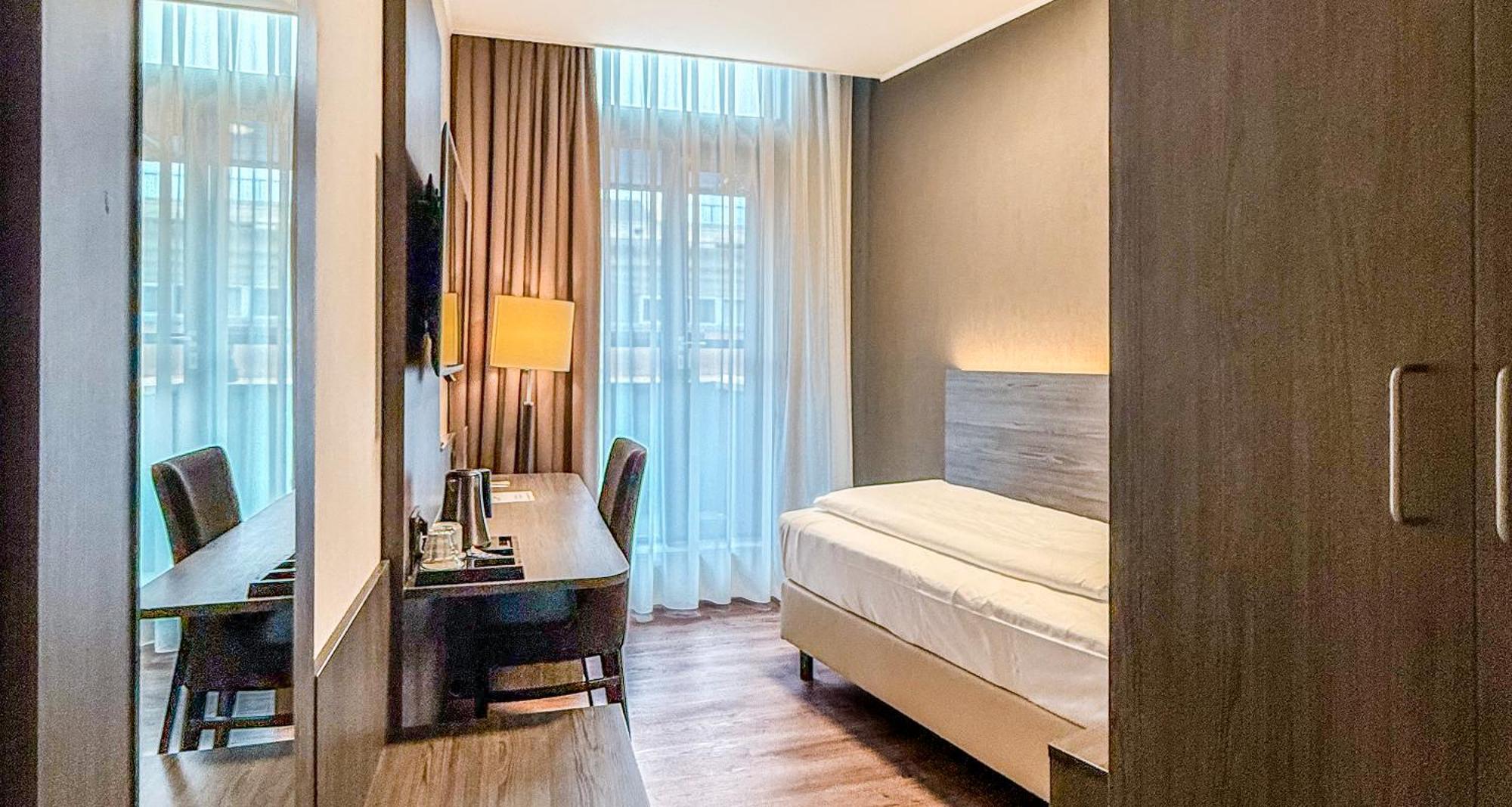 Single Room 1 single bed