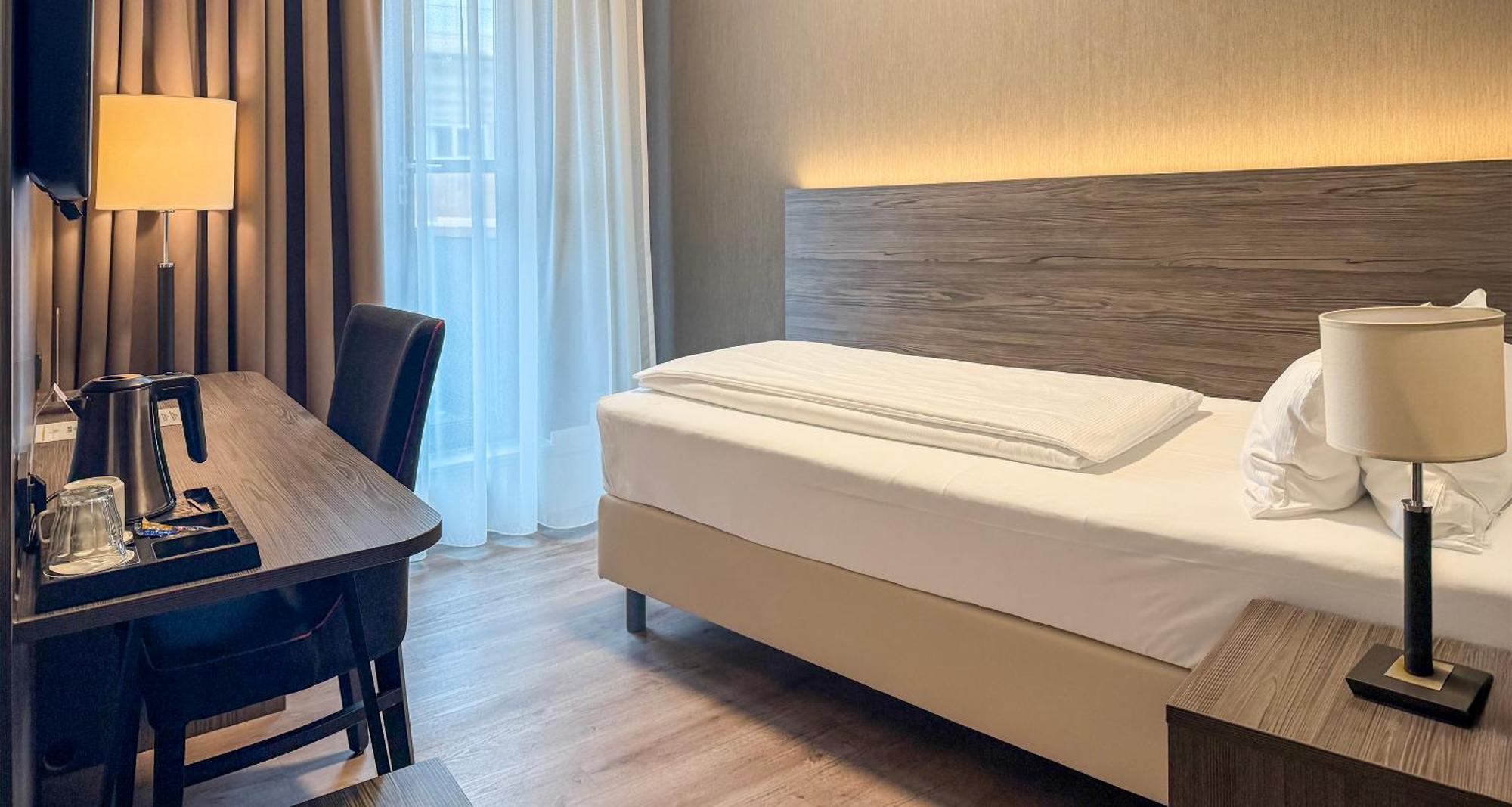 Single Room 1 single bed