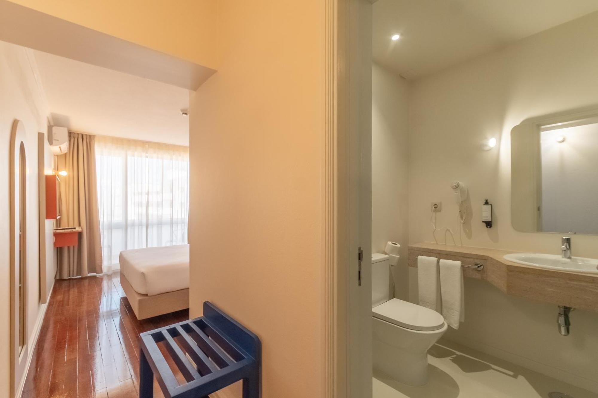 Double or Twin Room with Balcony,1703547358:JPEG