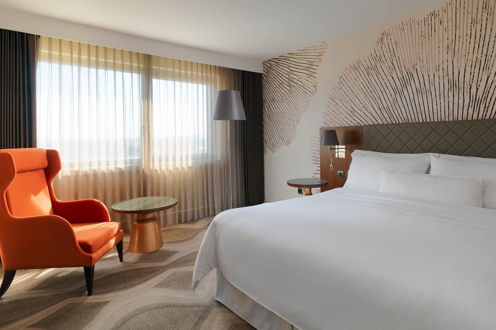 Westin Guest Office 1 Bedroom Junior Suite 1 King