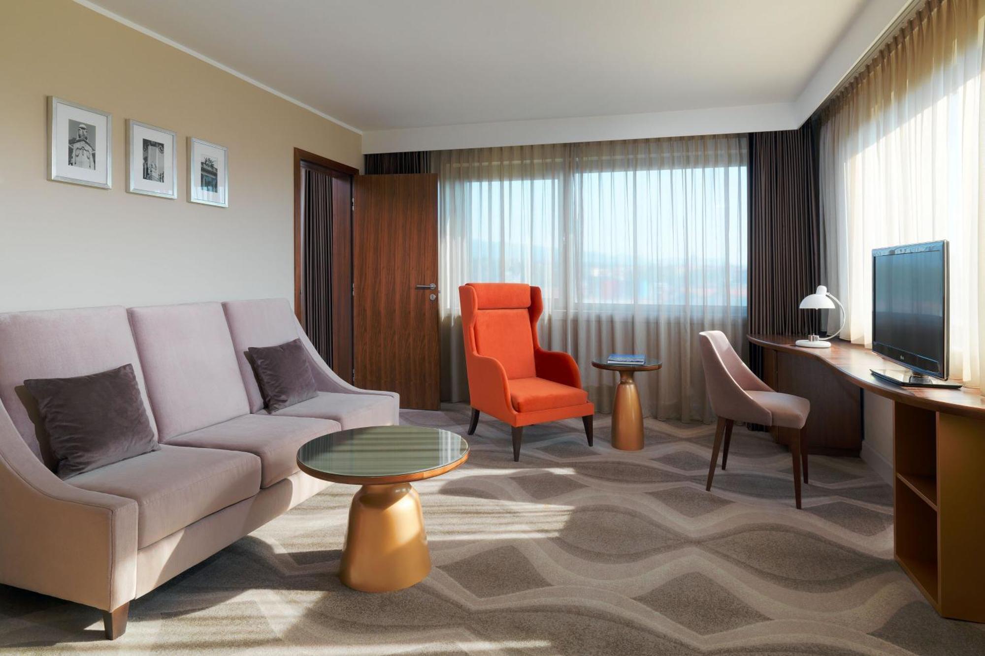 Executive Suite 1 Bedroom Executive Suite 1 King