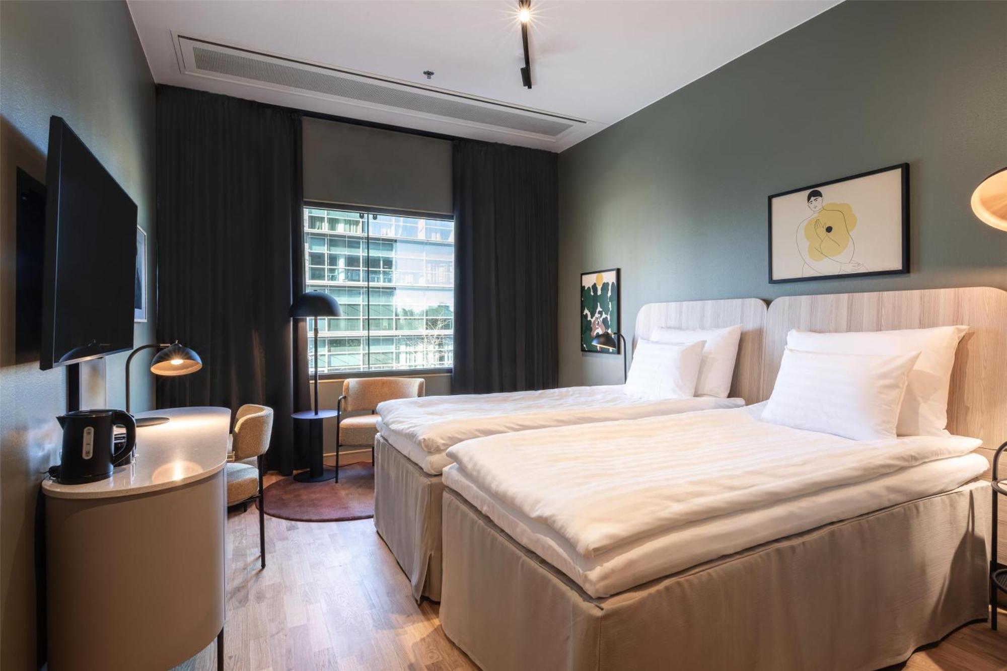 Standard Twin Room