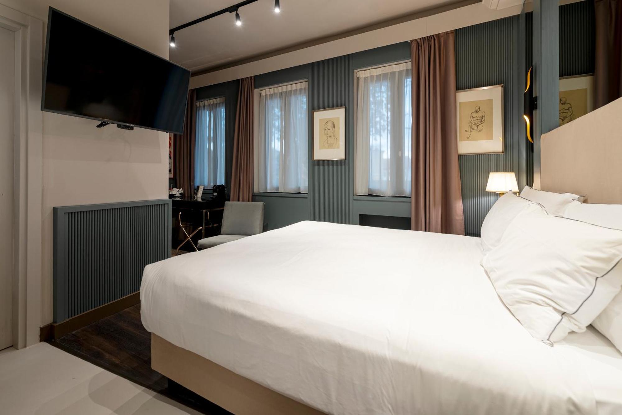 Superior Double or Twin Room,1706811628:JPEG