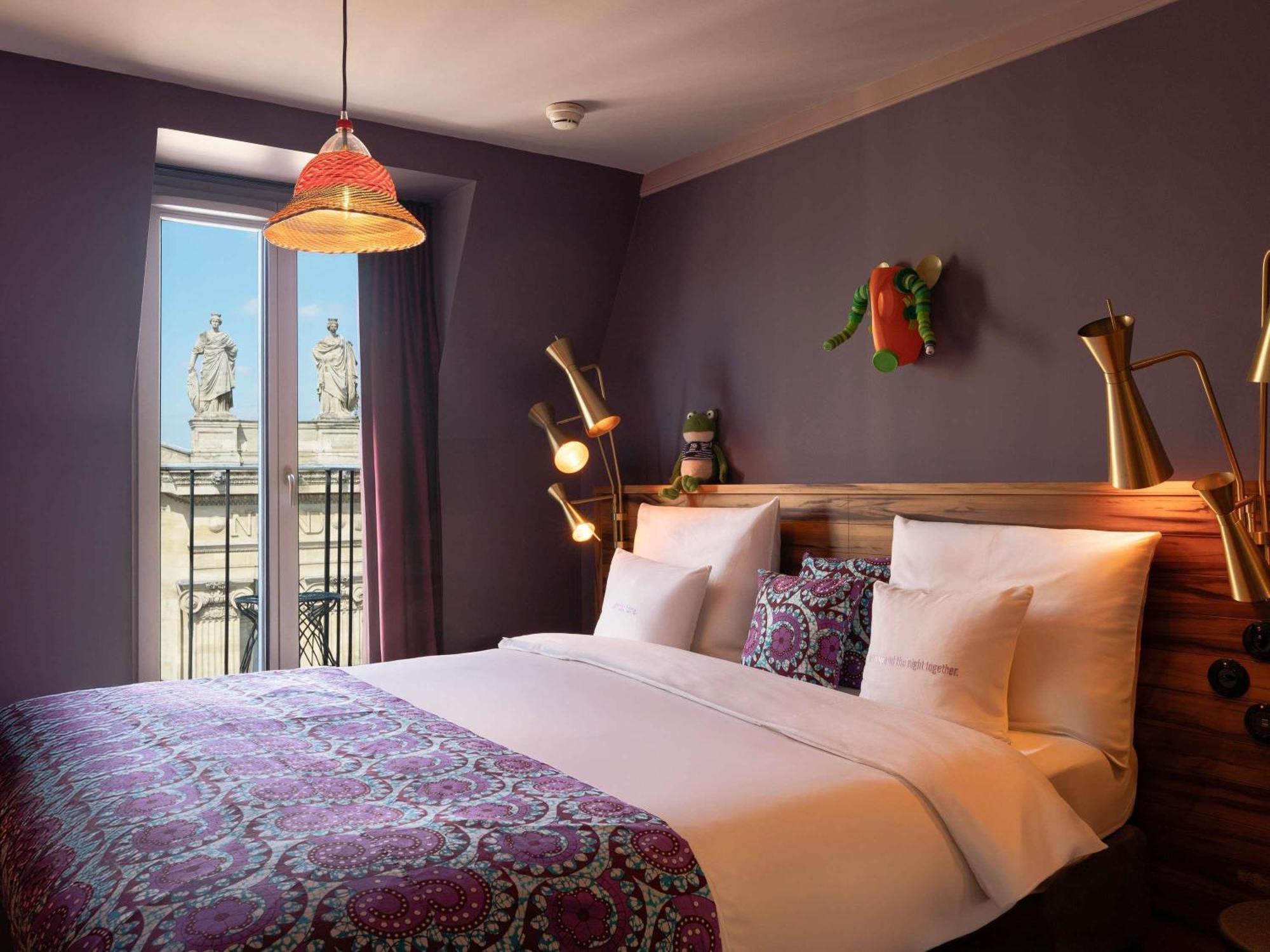 Large Room with Paris View