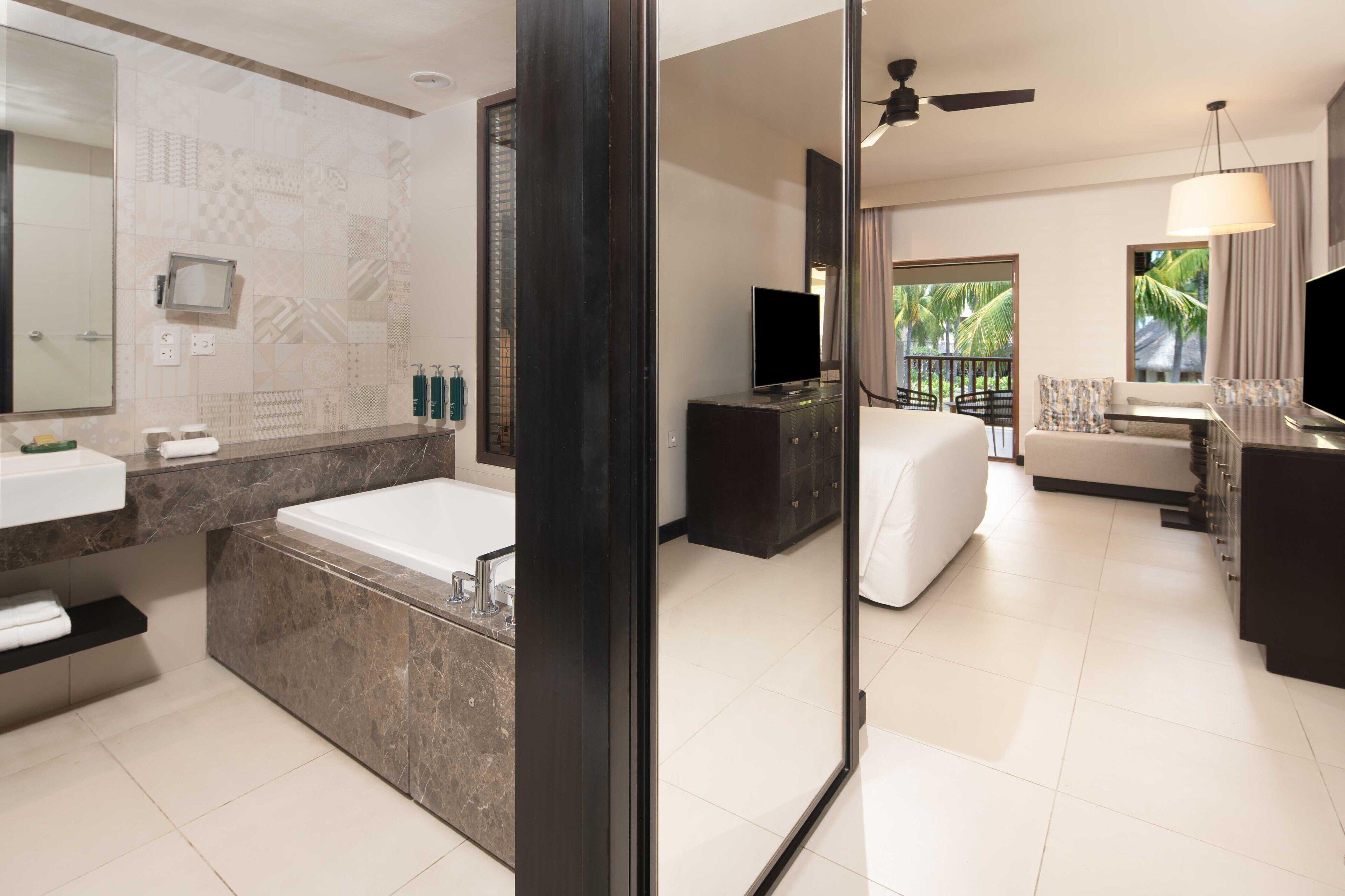 Grand Deluxe Room