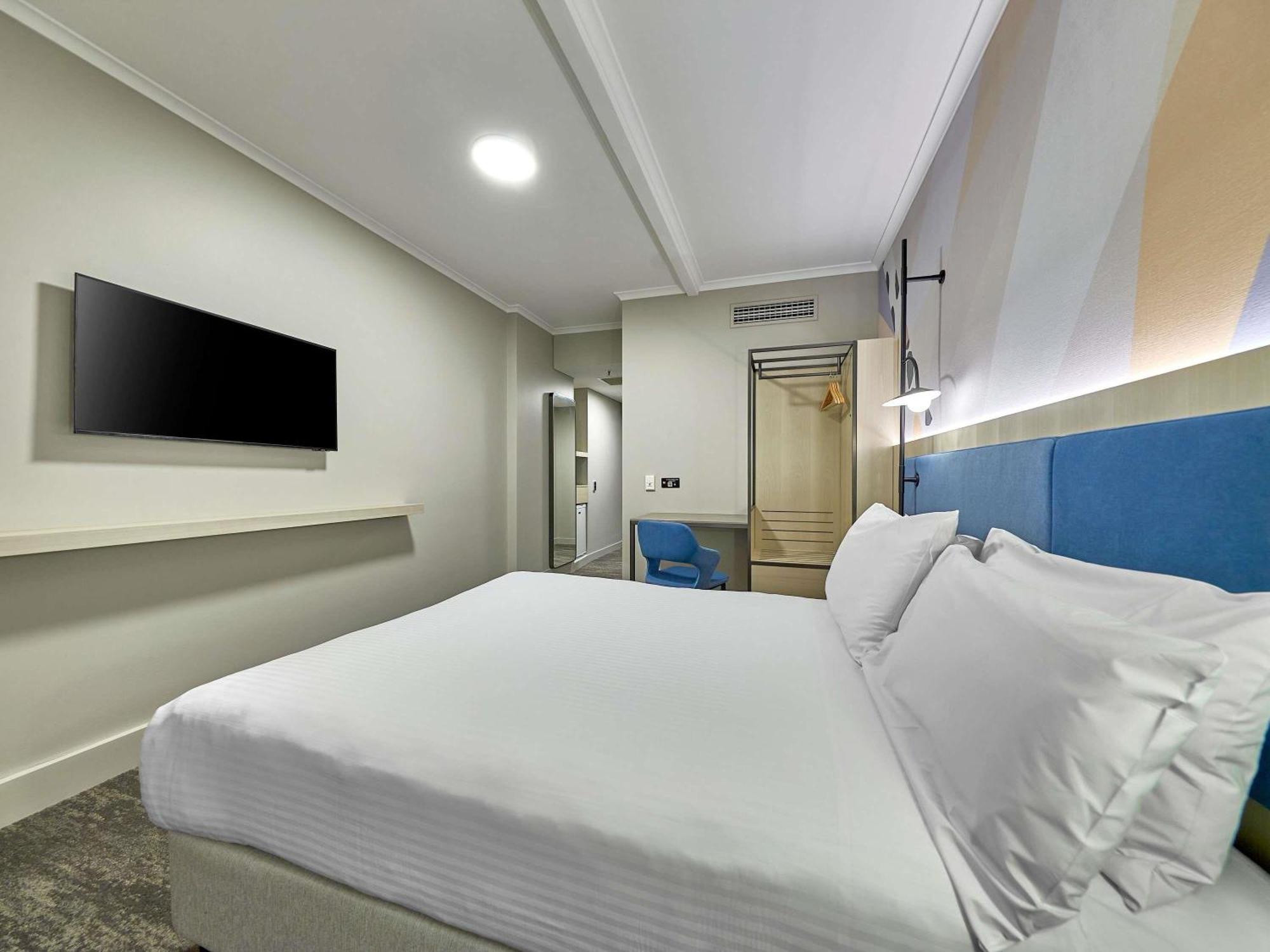 Accessible Standard Room with One Double Bed,1717022011:JPEG