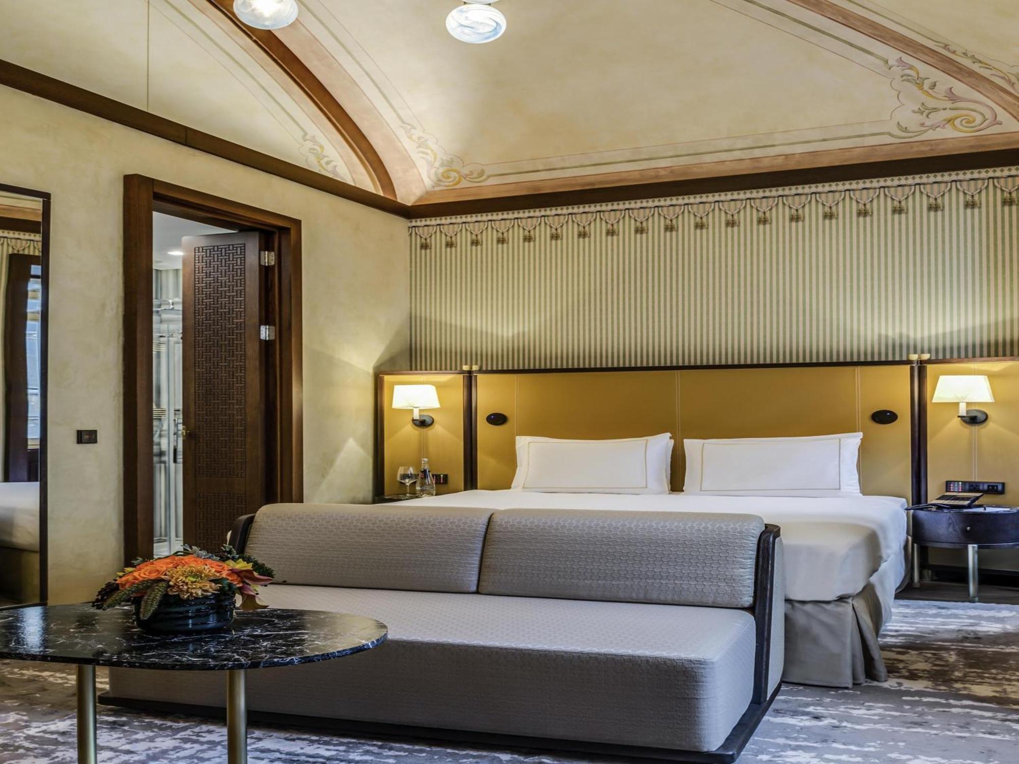 Deluxe King Room,1717142872:JPEG