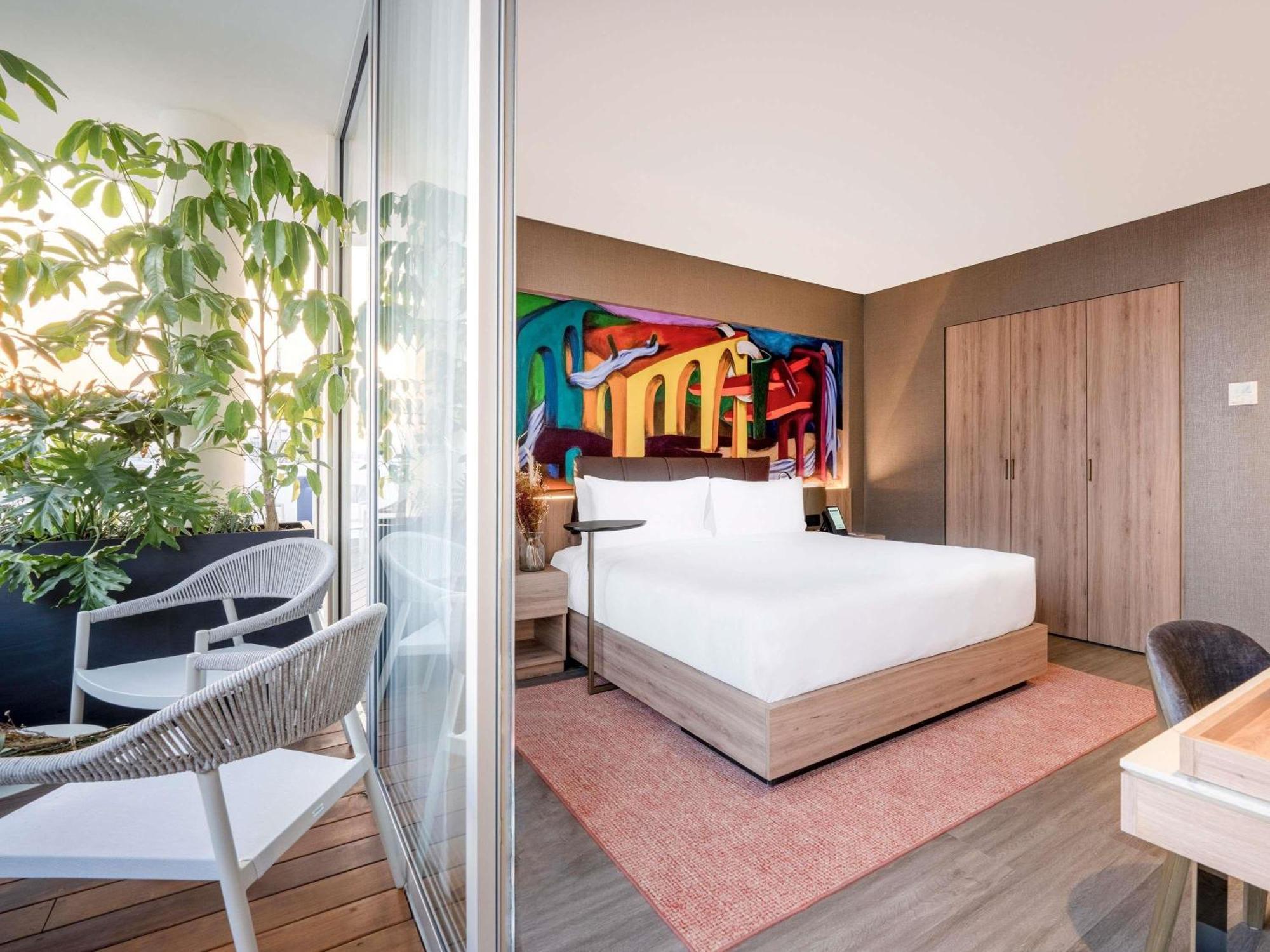 Superior King Suite with Terrace