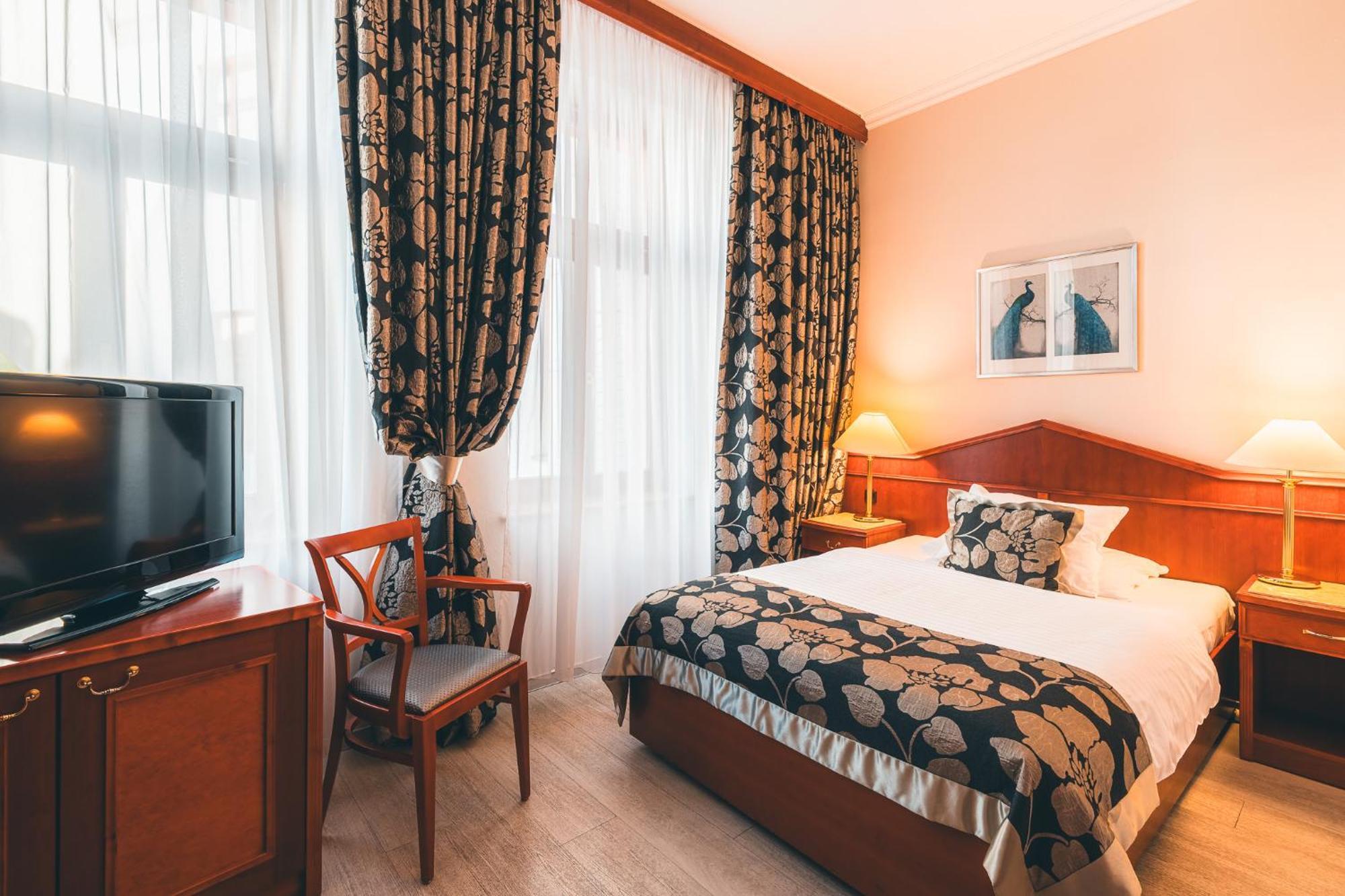 Single Room,1729989103:JPEG