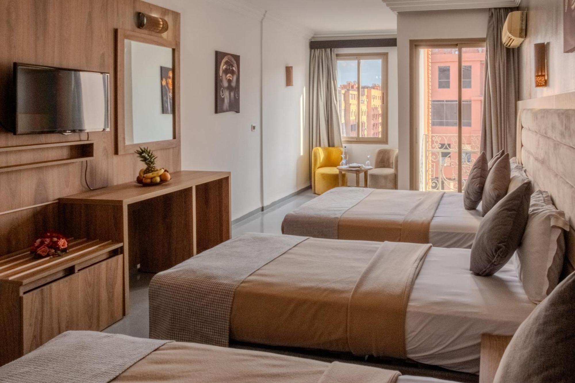 Triple Room