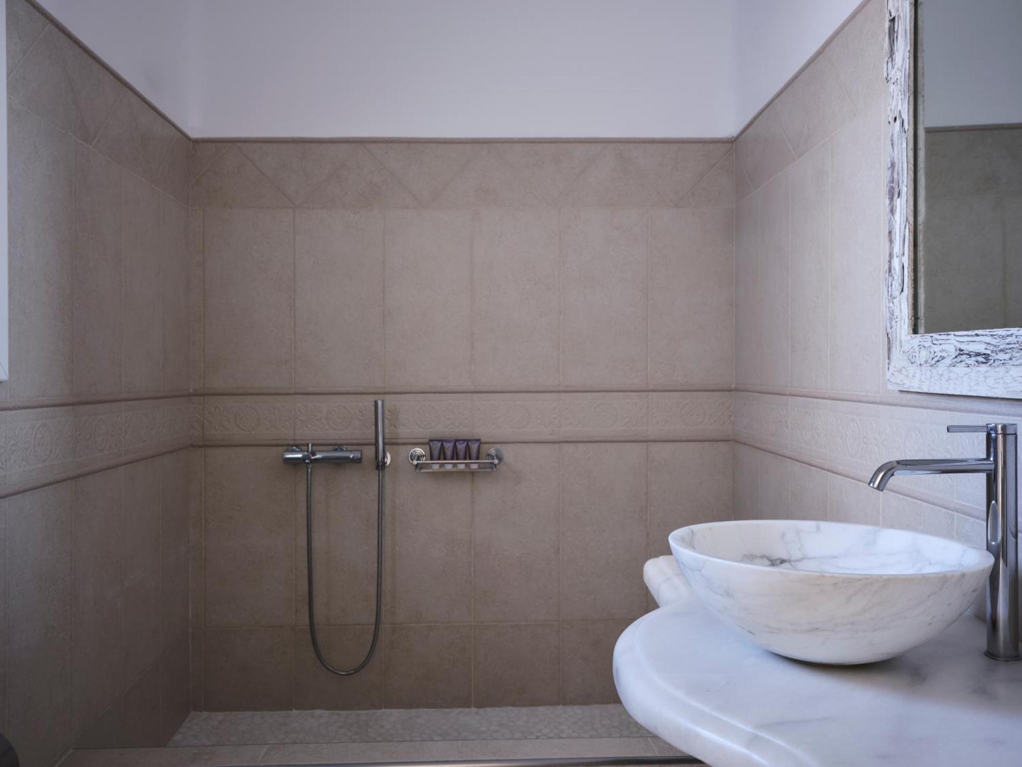 Junior Suite with Sea View,1742633977:JPEG