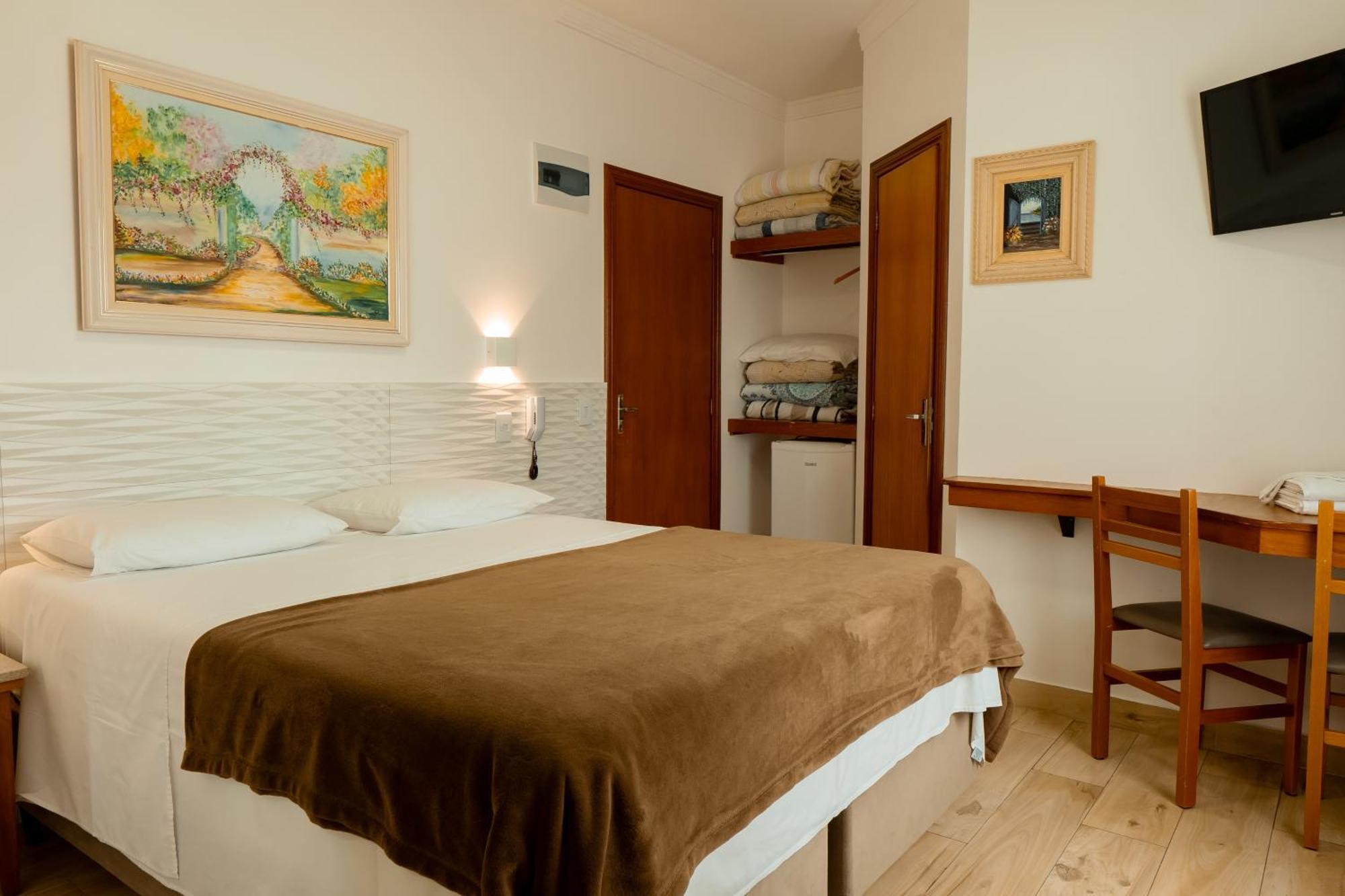 Quadruple Room,1743017328:JPEG