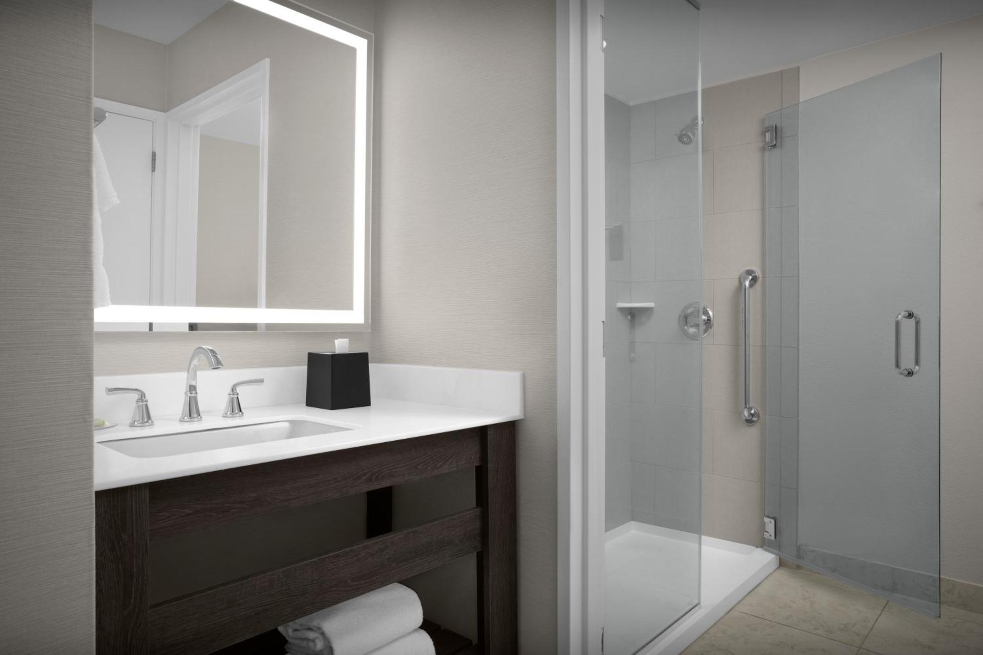 King Room with Sofa Bed,1746867138:JPEG