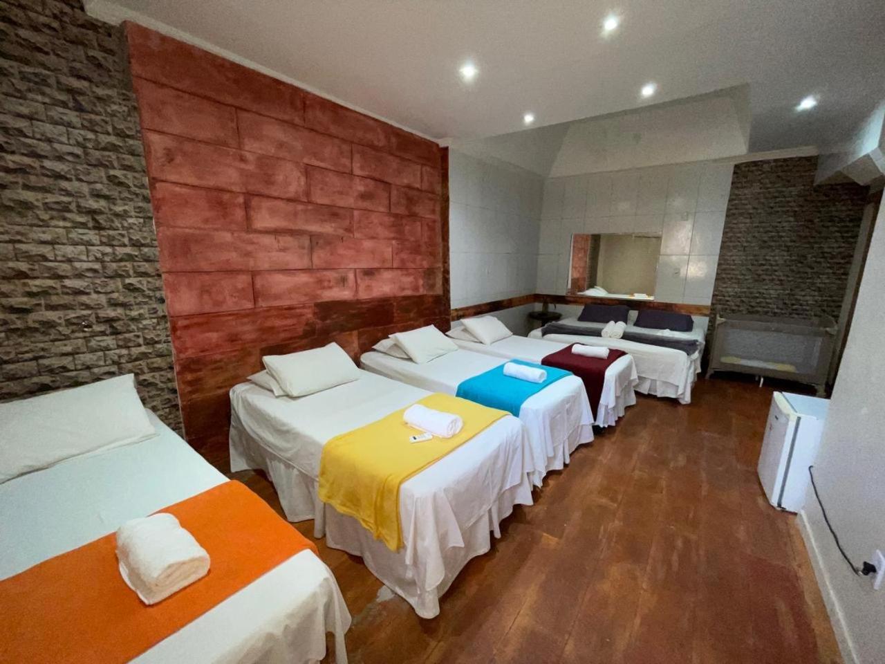 Family Room (6 Adults)