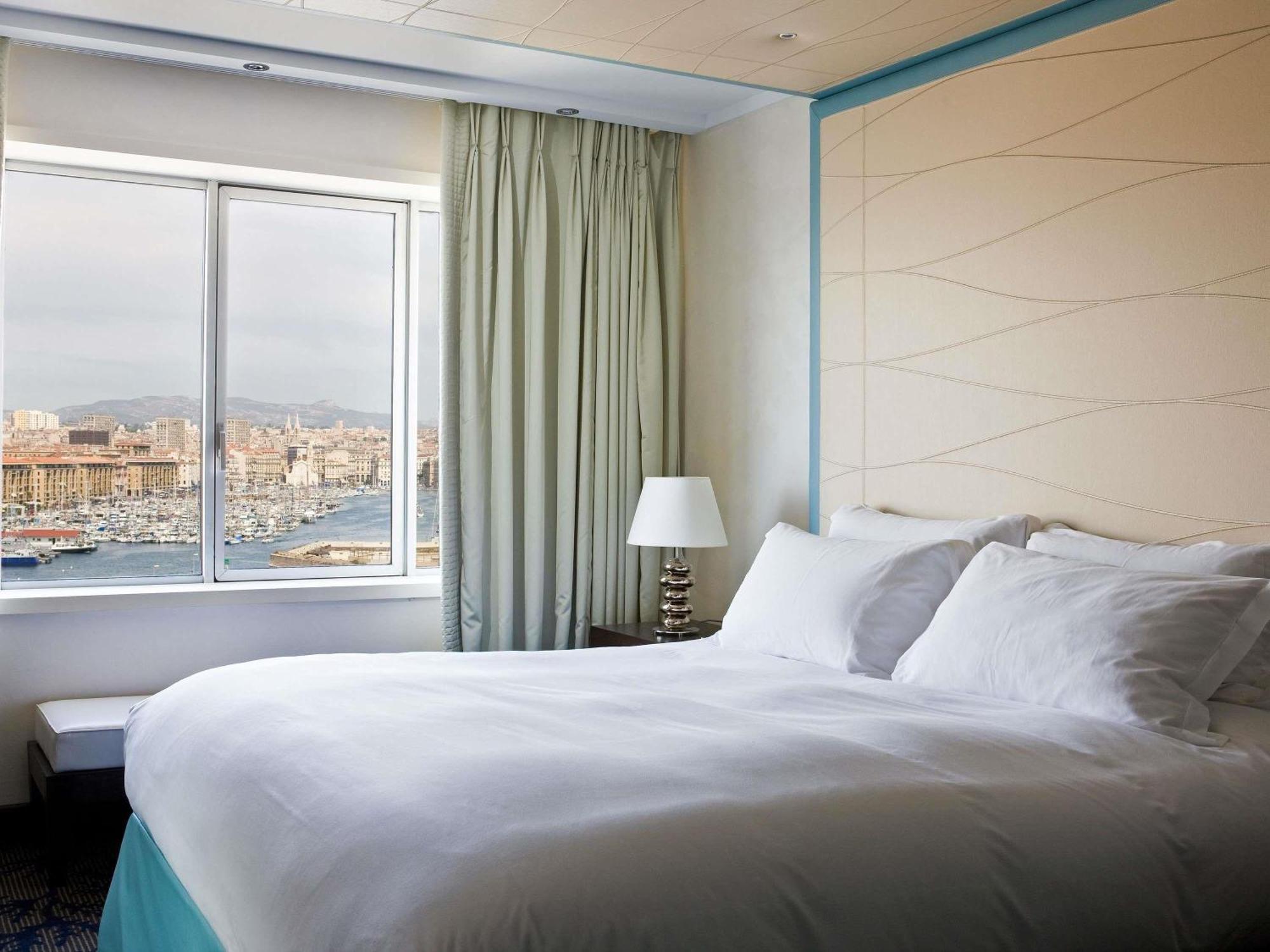 Luxury Room port view One Double Bed fitness Sofitel Spa