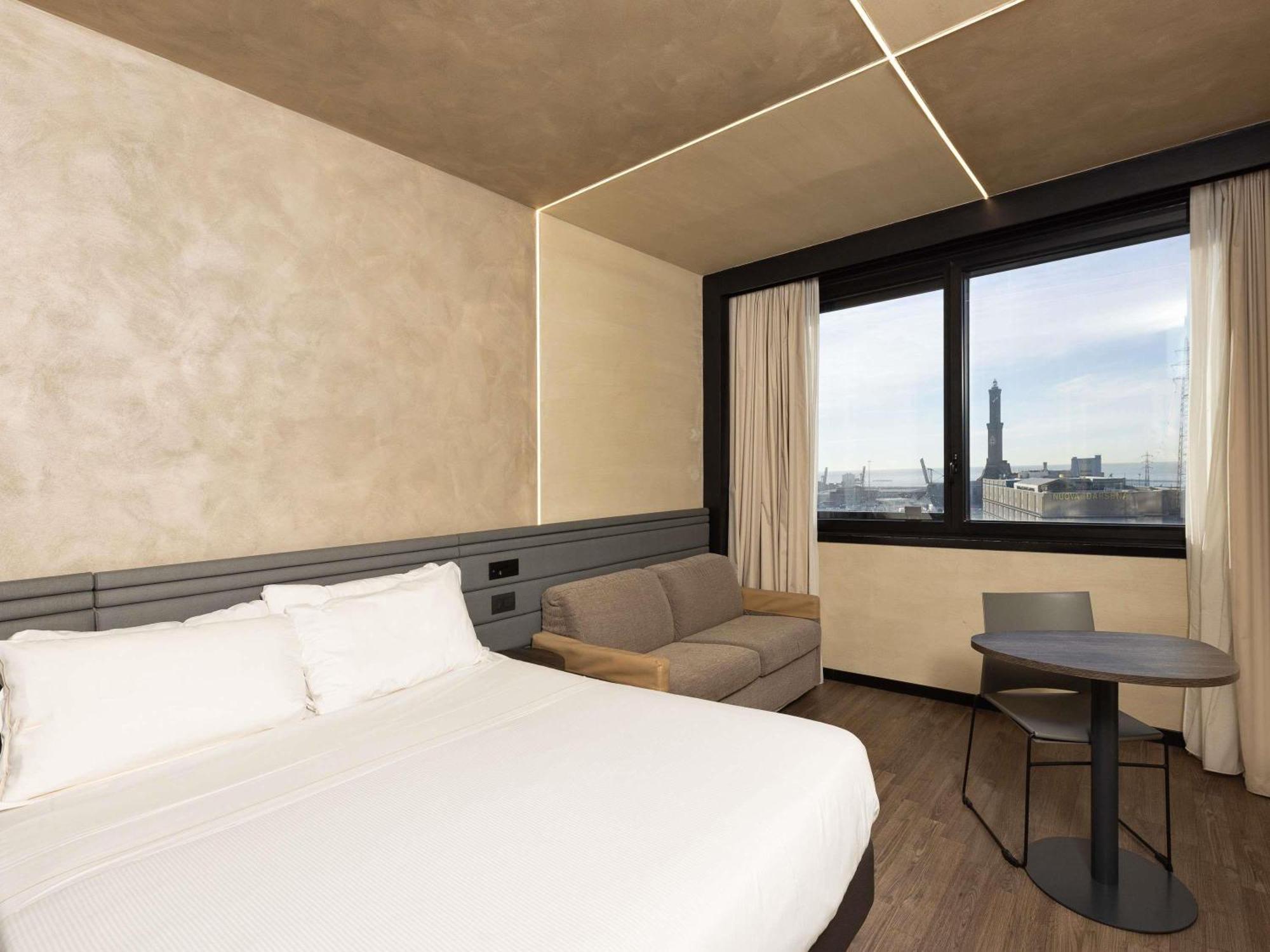 Superior Kamer met 1 Tweepersoonsbed en 1 Slaapbank