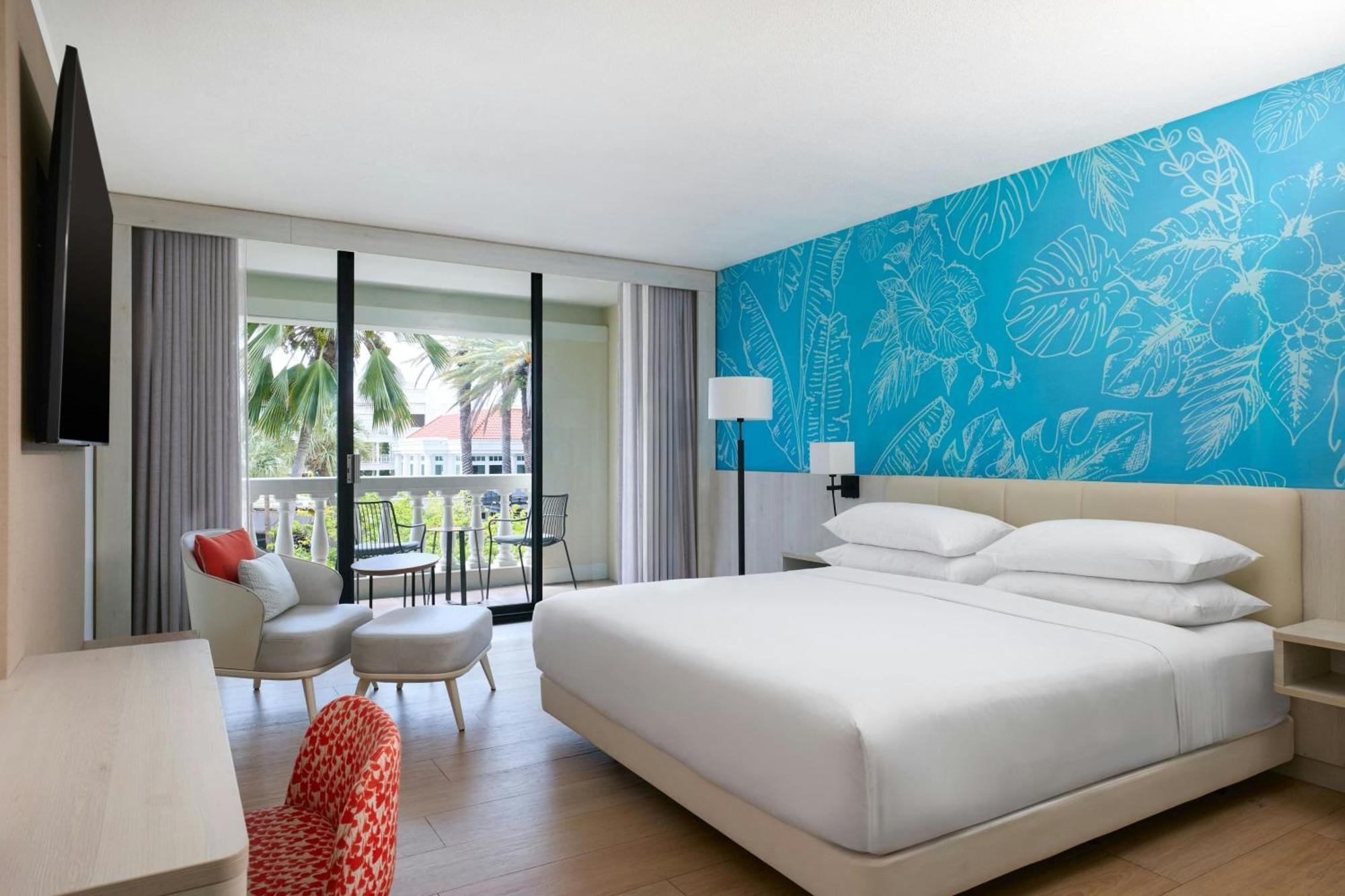 Partial Ocean view King bed