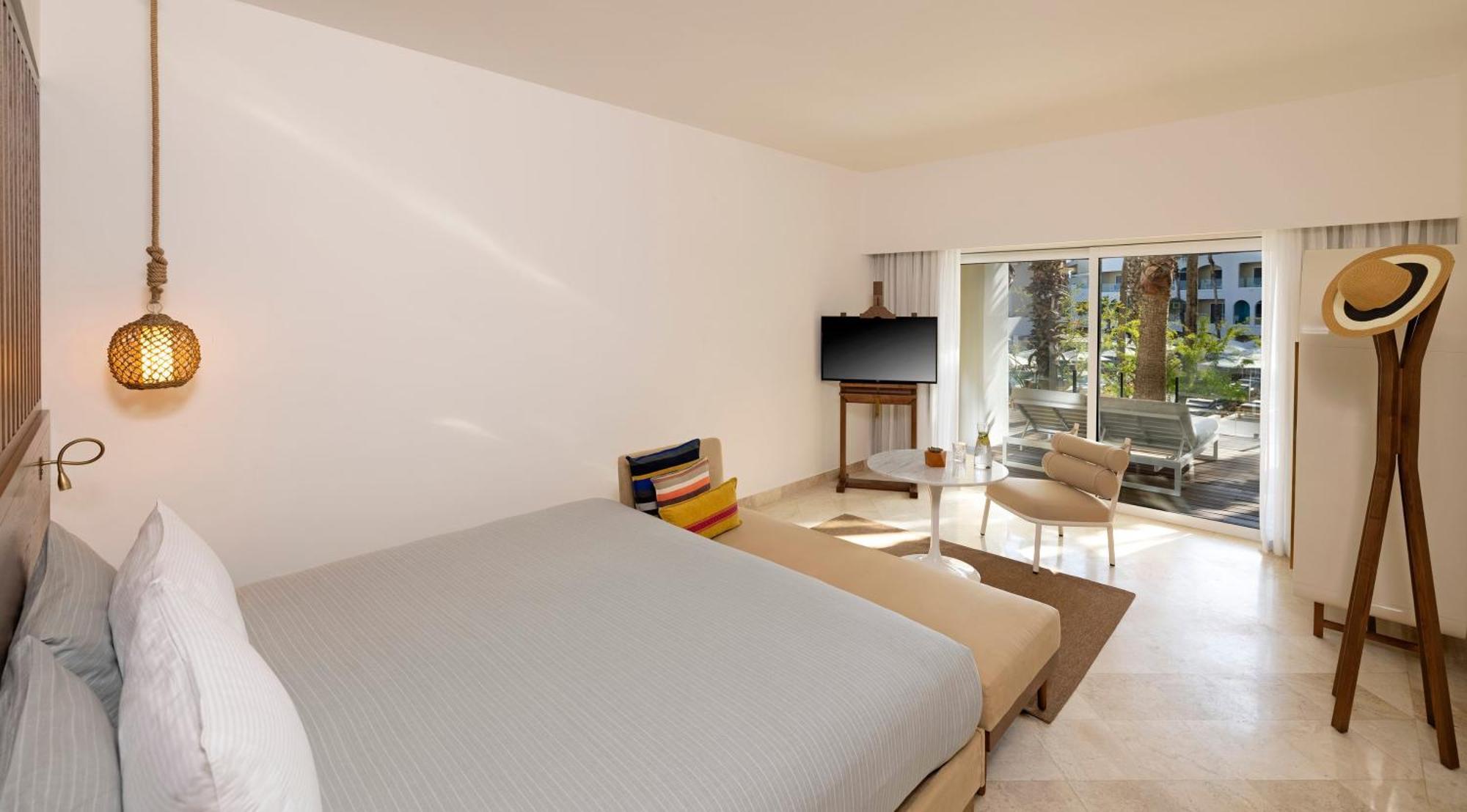 Superior Room ME+ with Deck,1758314333:JPEG