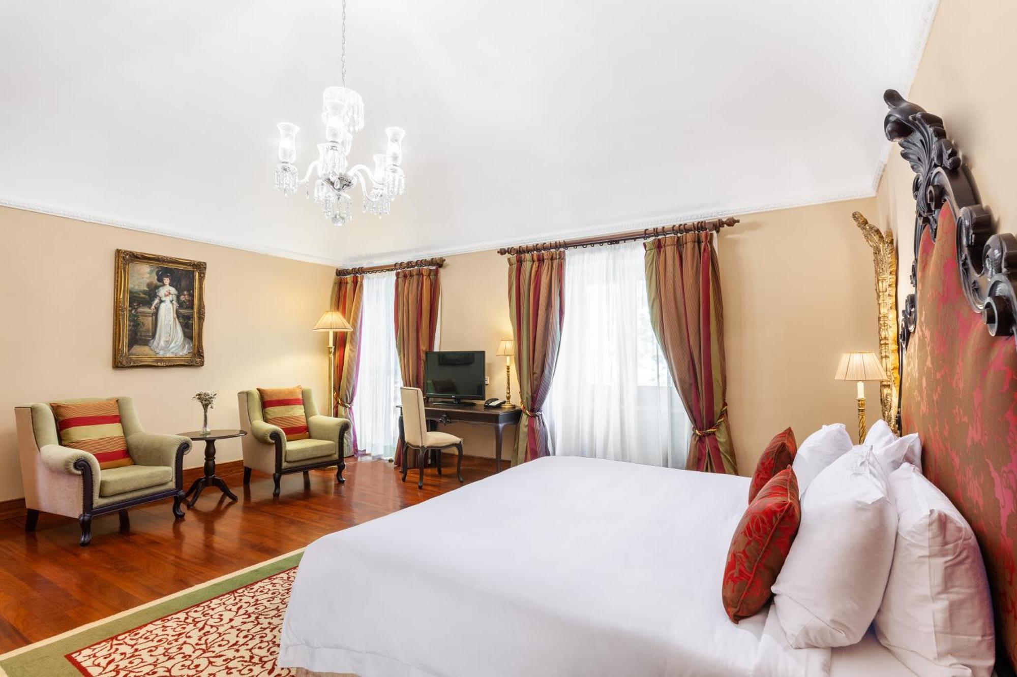 Suite Deluxe,1758522731:JPEG