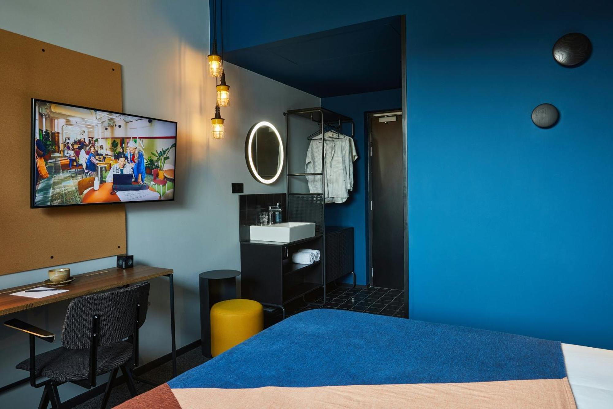King Room