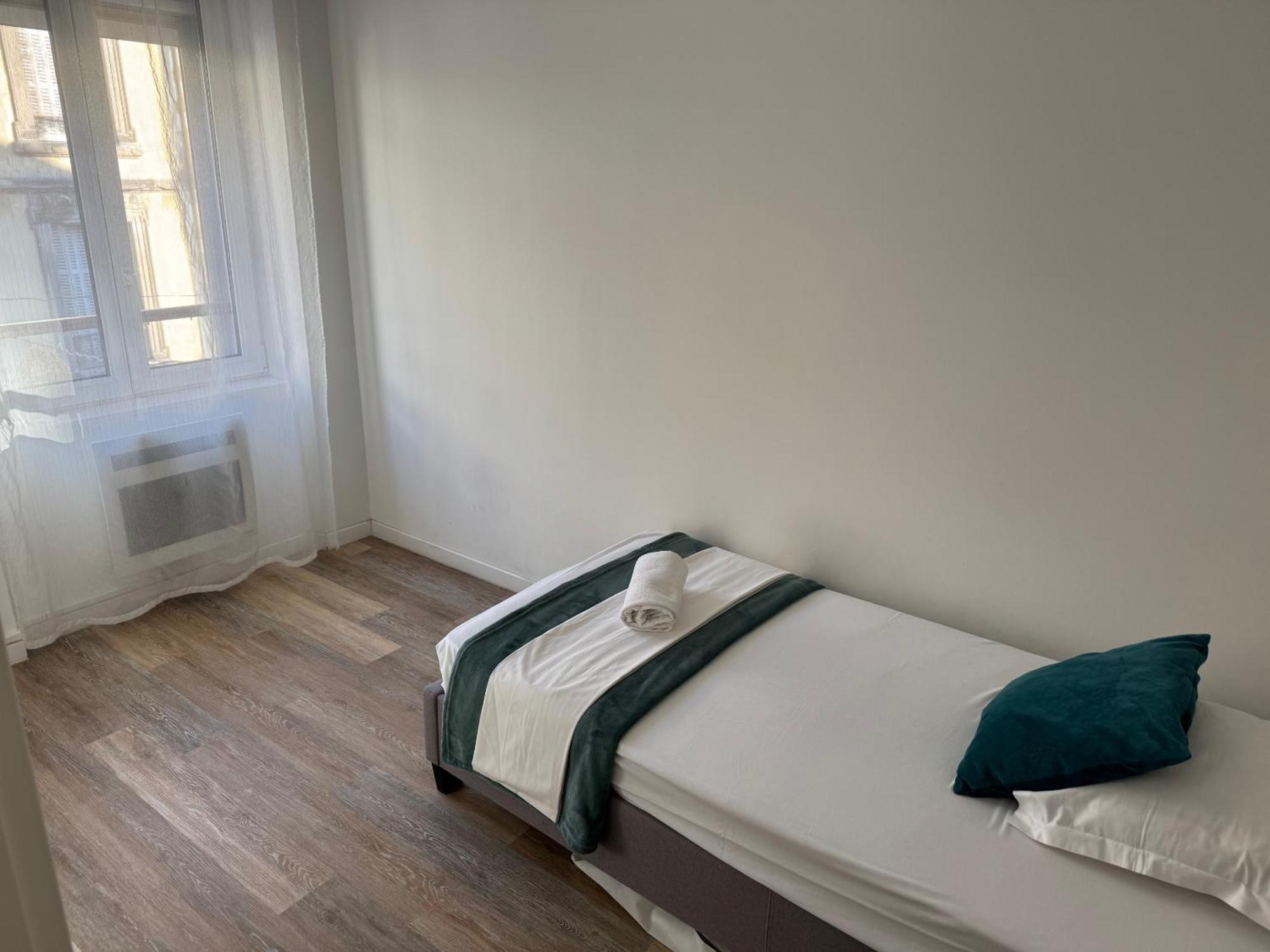 Standard Apartment,1759351676:JPEG