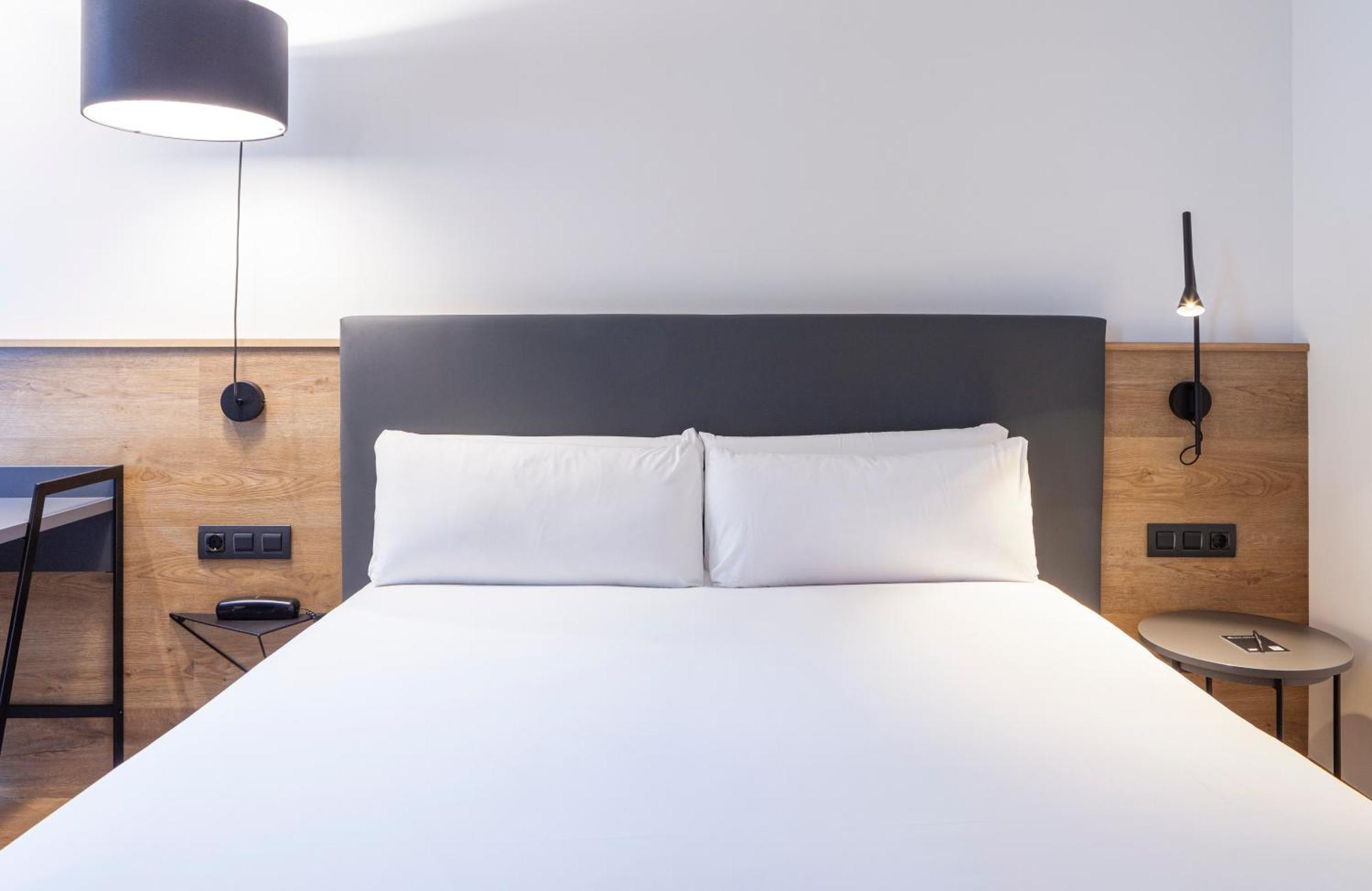 Standard Double or Twin Room,1765150885:JPEG