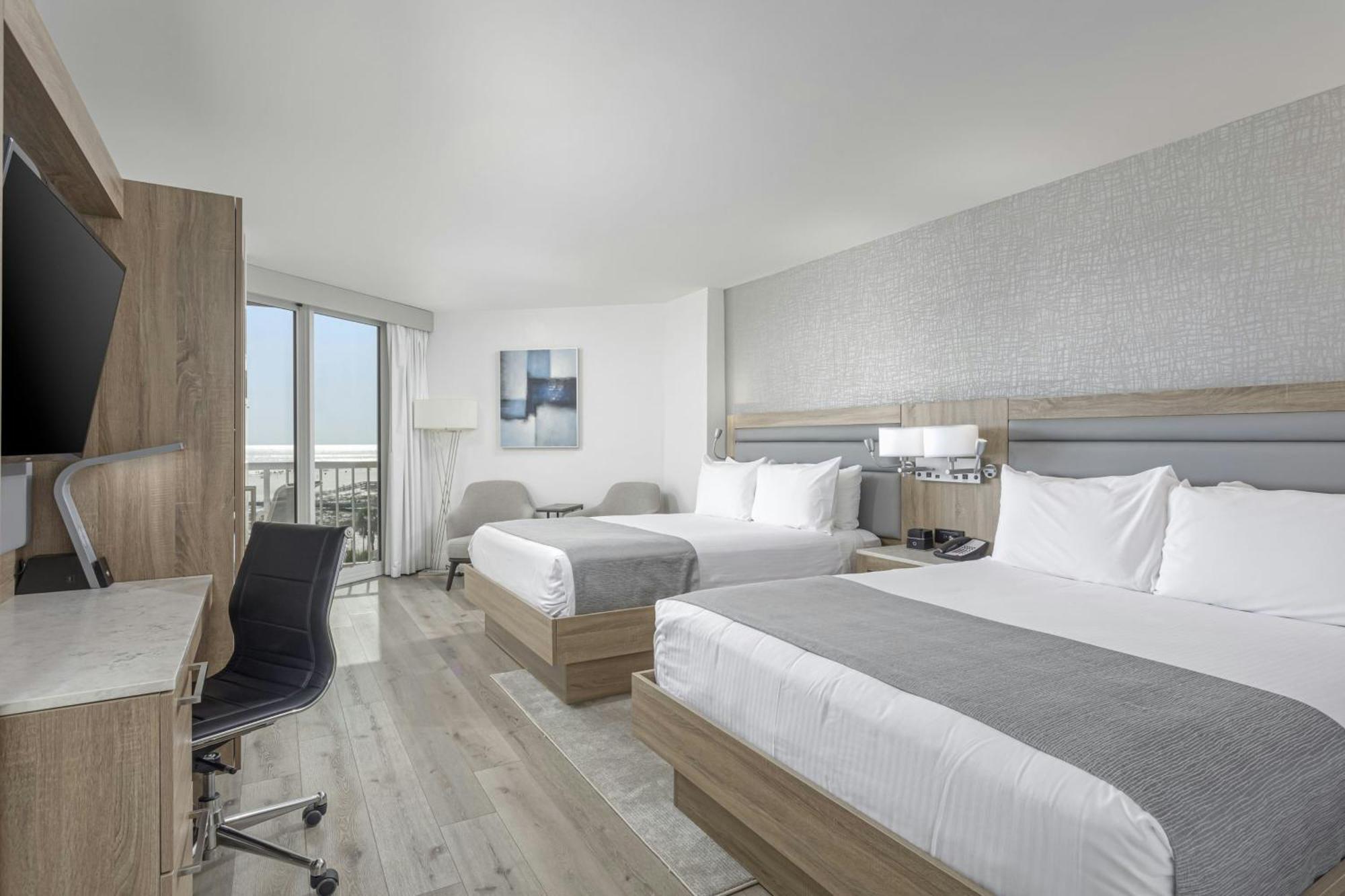 Standard Queen Room with Two Queen Beds and Partial Gulf View