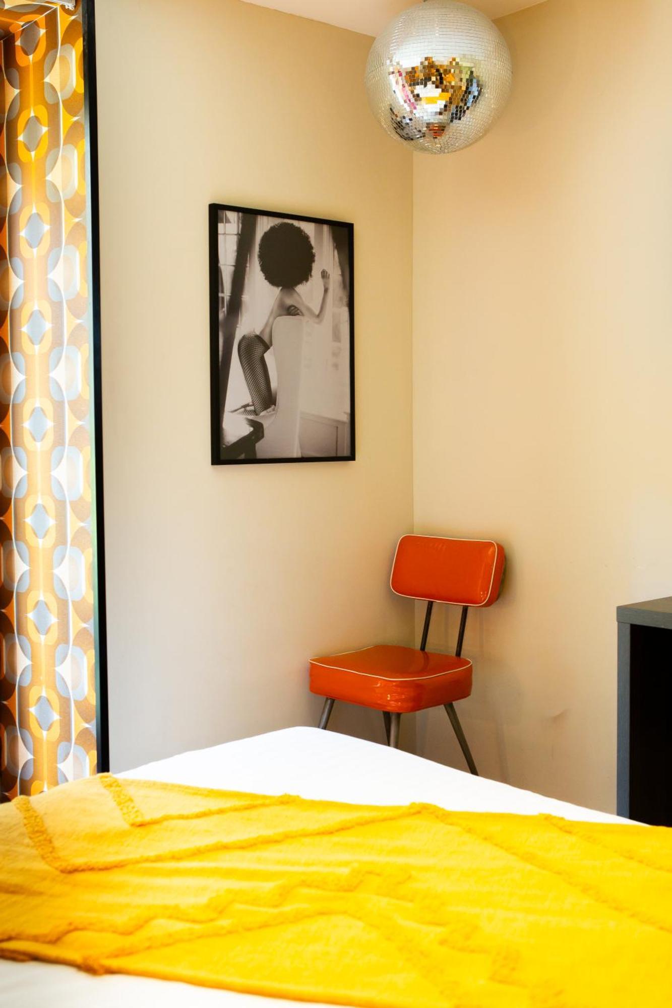 Medium Double Room