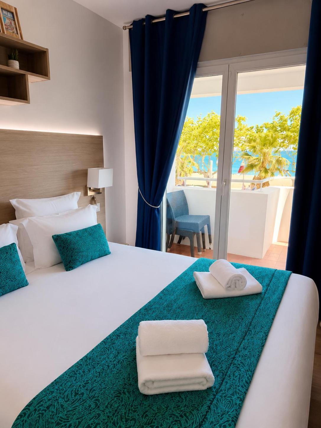 Superior Double Room Sea View