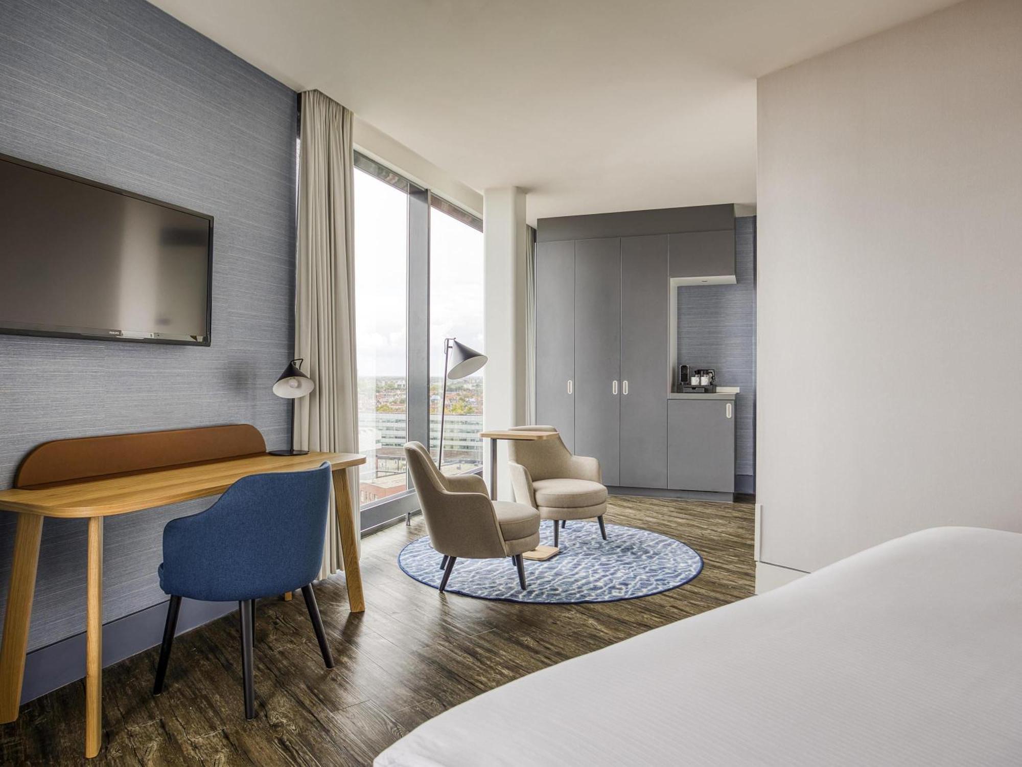 Privilege Room City View