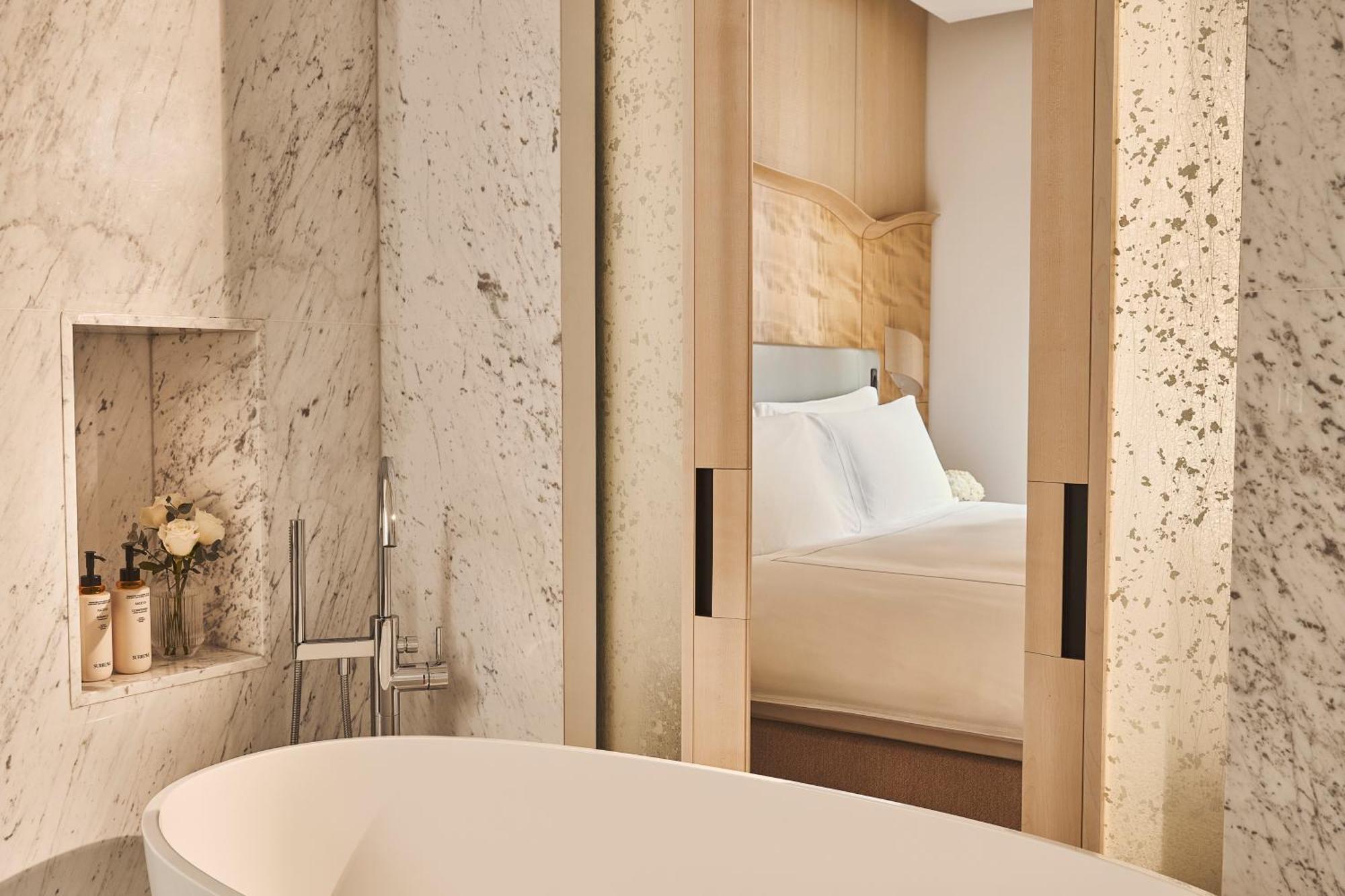 Deluxe Junior Suite