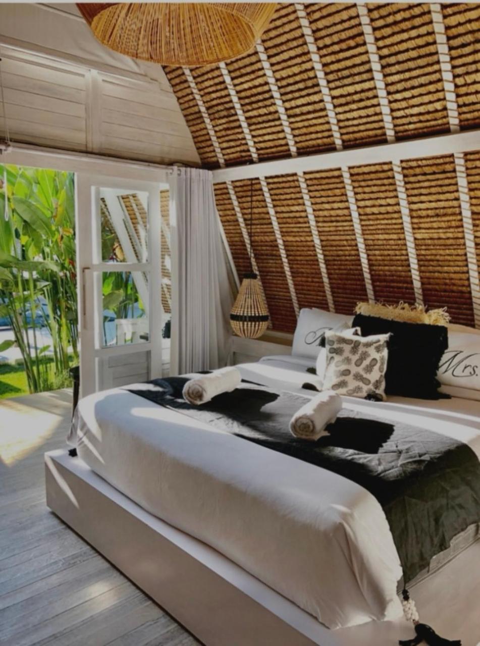 Chambre Double - Vue sur Piscine