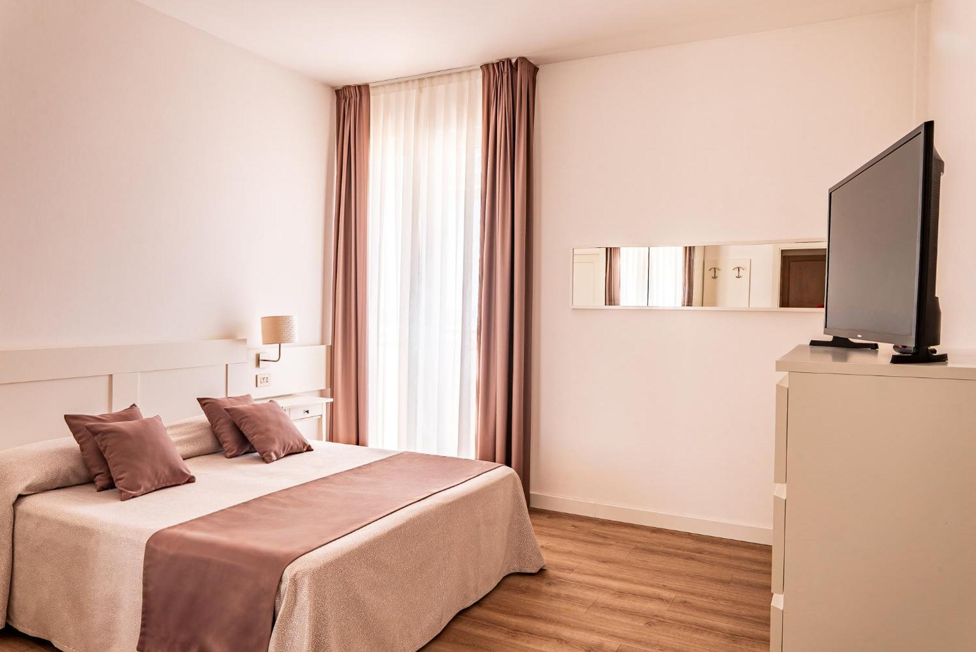 Double Room Balcony Seafront