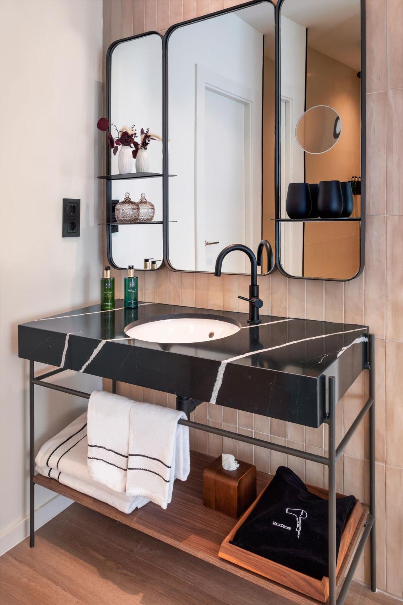 Suite The Level mit Terrasse