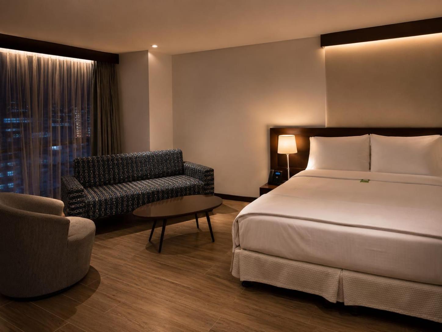 Executive Suite