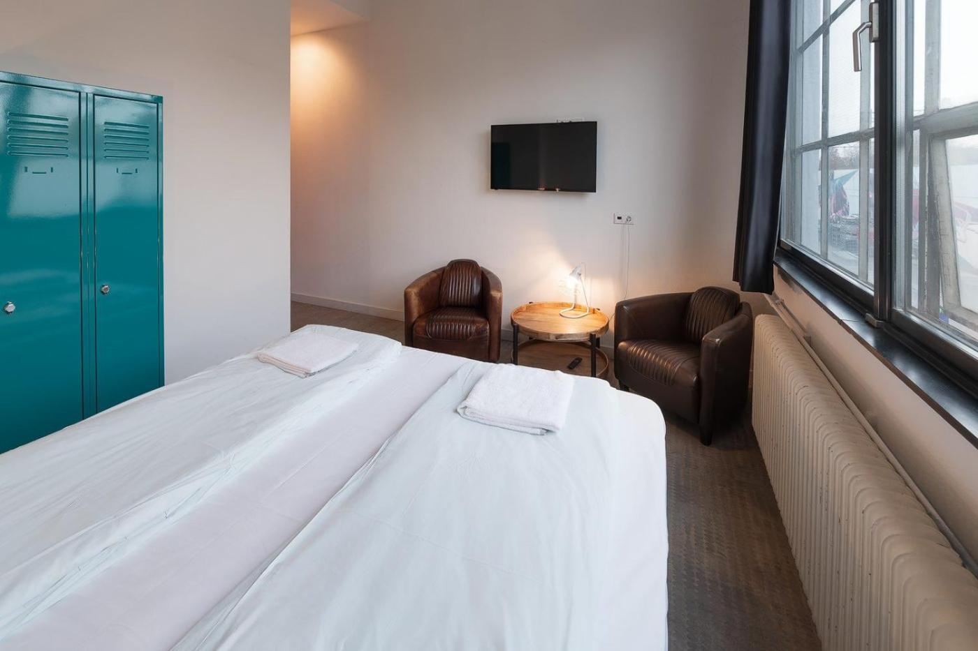 Comfort Double Room Private Bathroom Shower