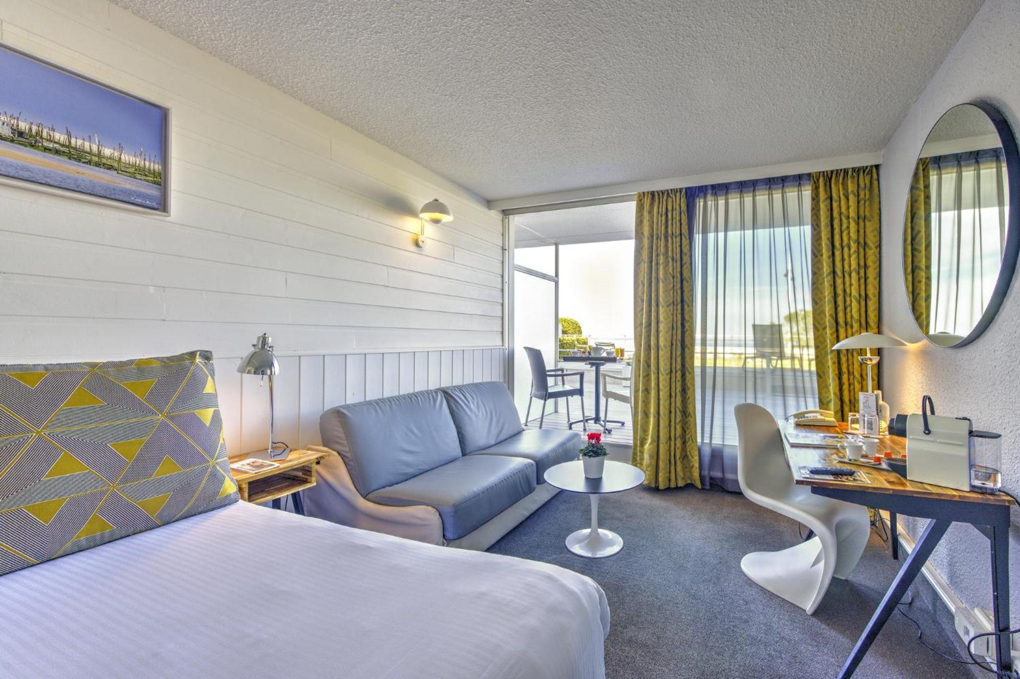 Superior Double Room Terrace Sea View