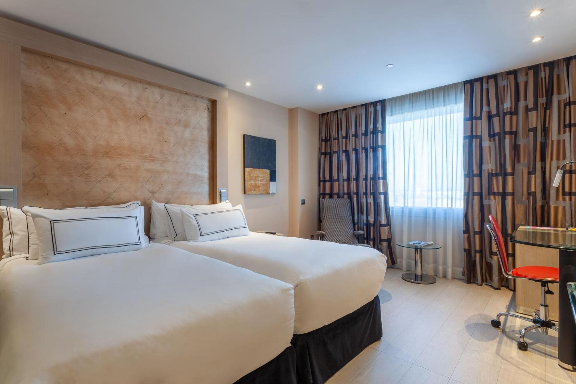 Melia Twin Room