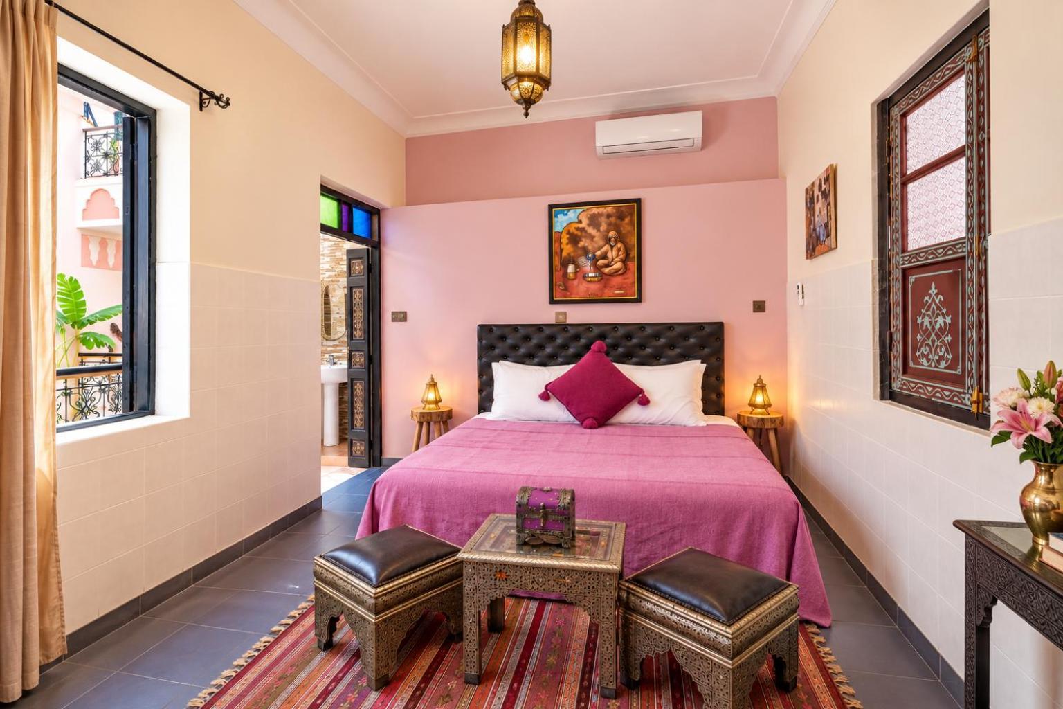 Double Room Private Bathroom